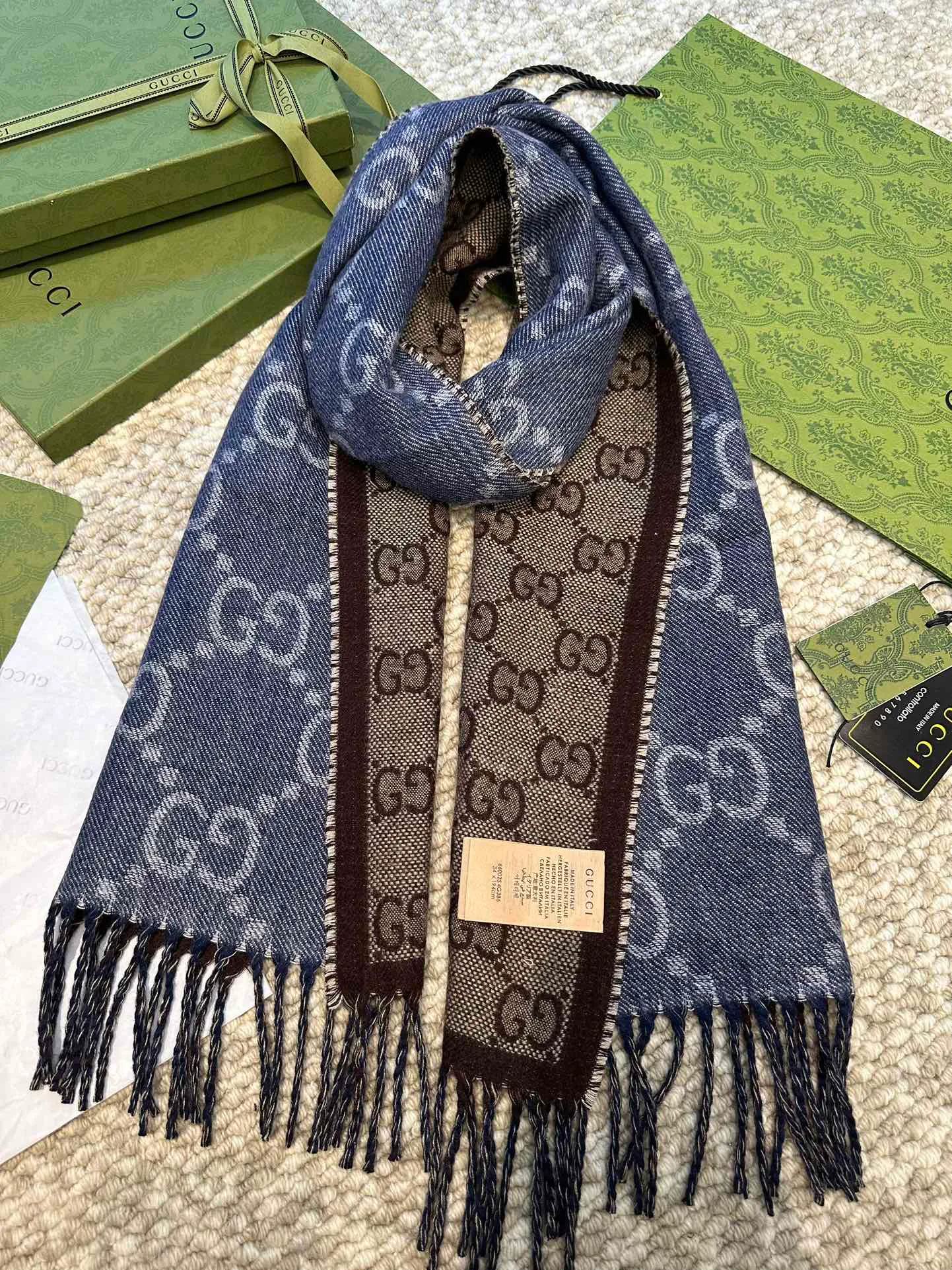 Шарфы Gucci 18105485