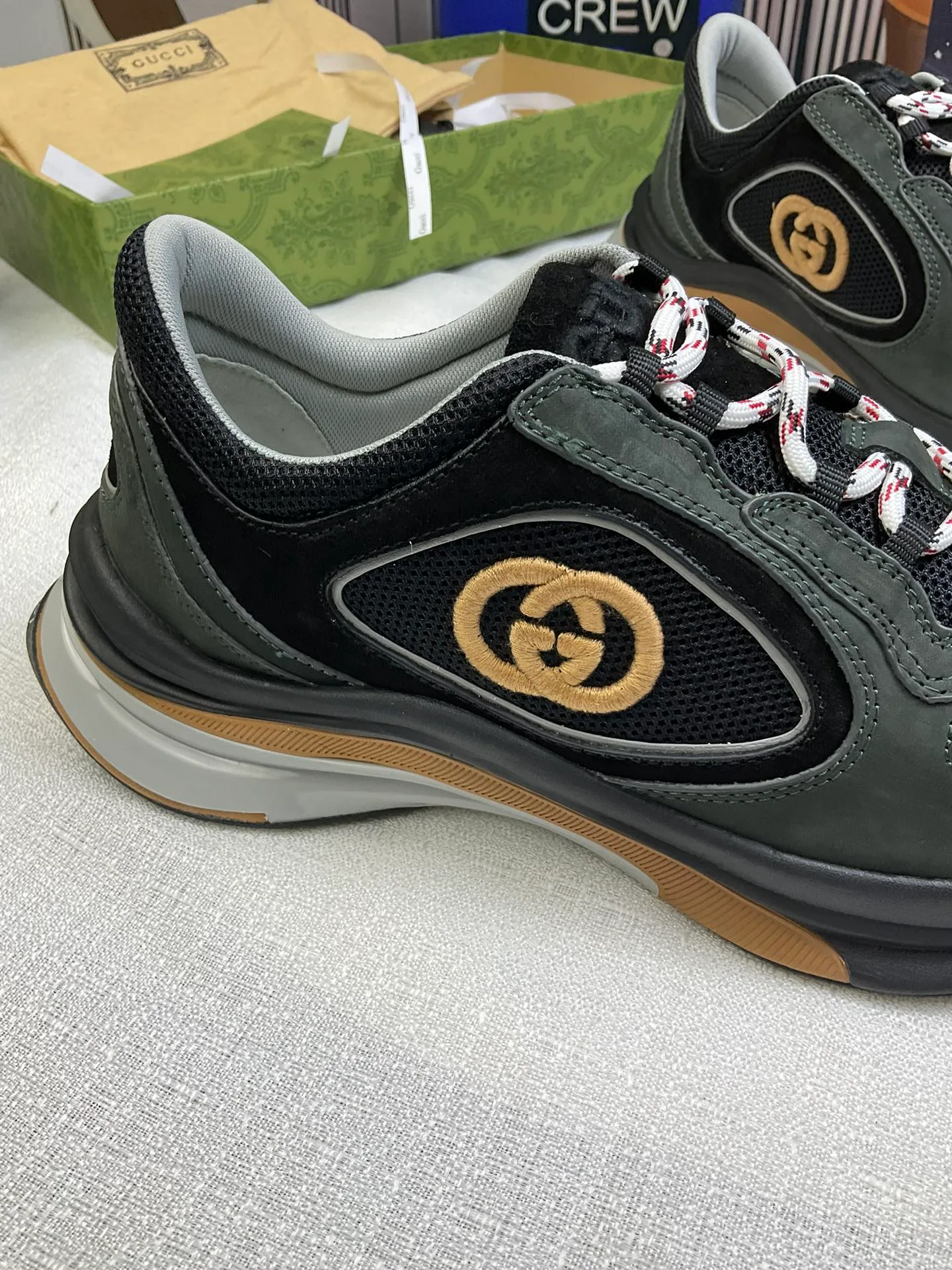 Кроссовки Женские Gucci 5120056