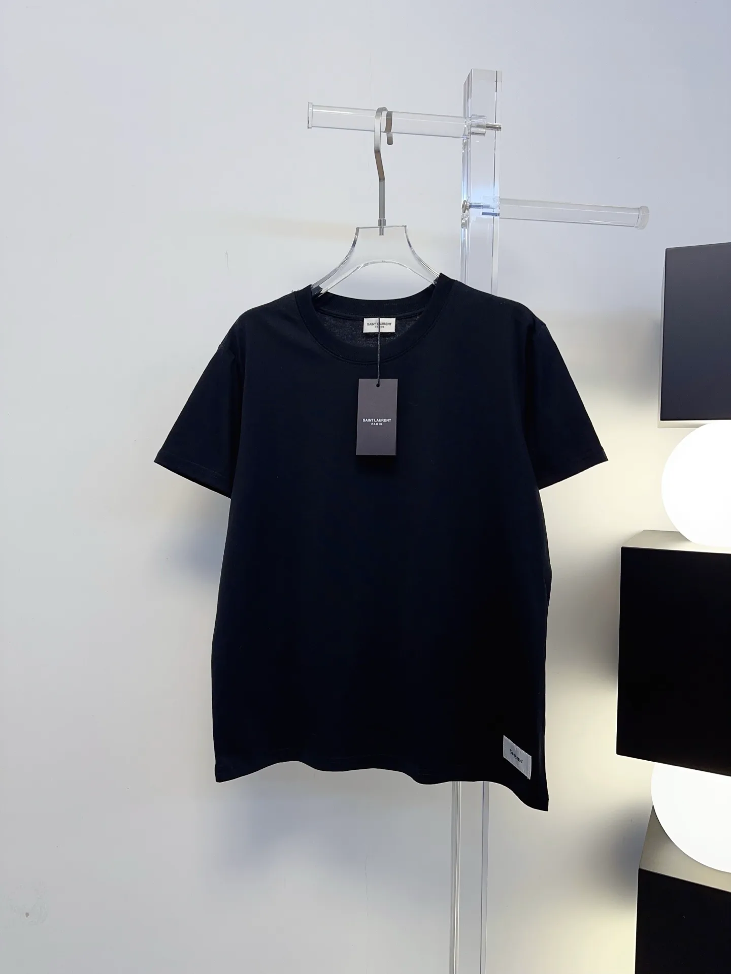 Футболки Женские Saint Laurent 11470295