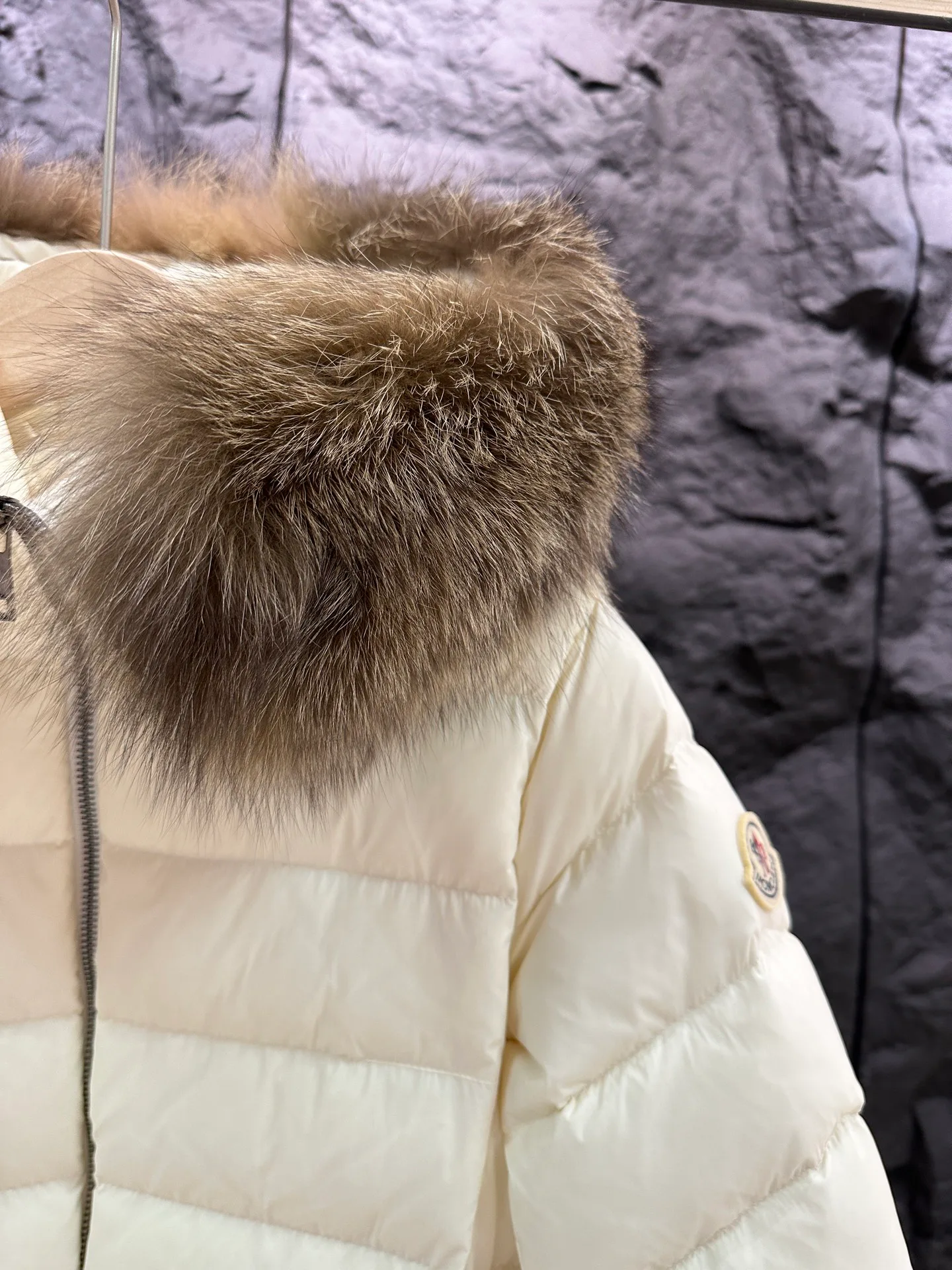 Куртки И Пуховики Женские Moncler 19636114