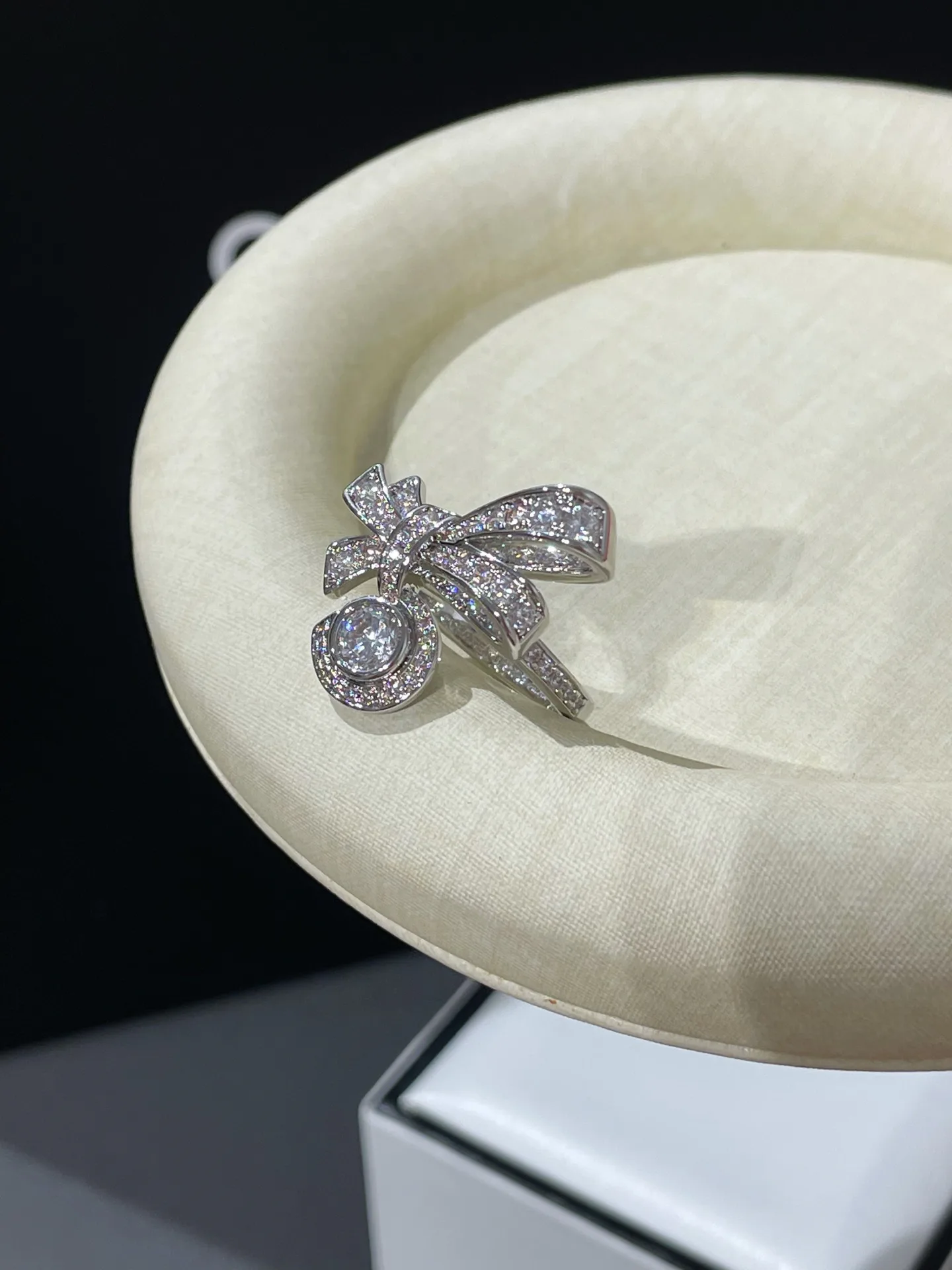 Бижутерия Chanel 10219044