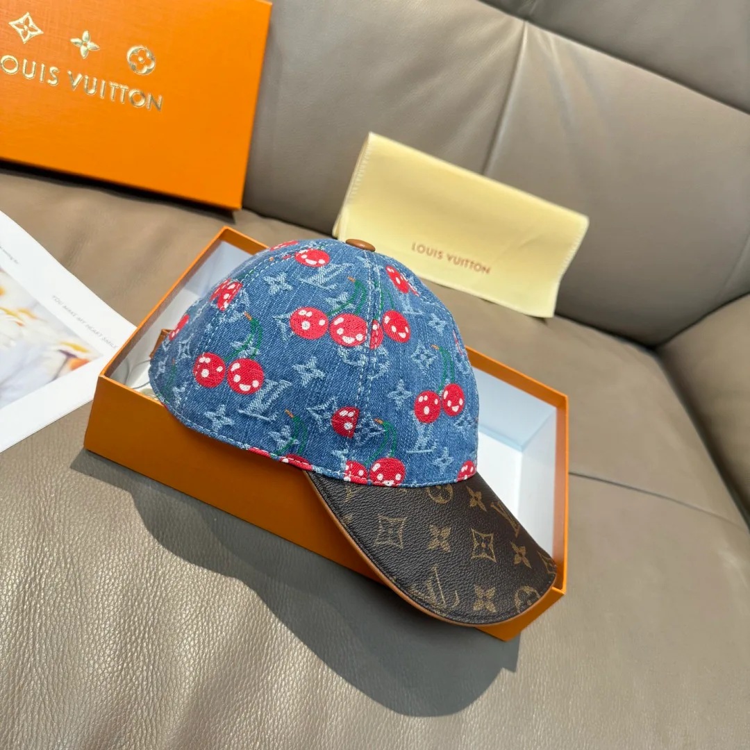 Головные Уборы Louis Vuitton 18347059