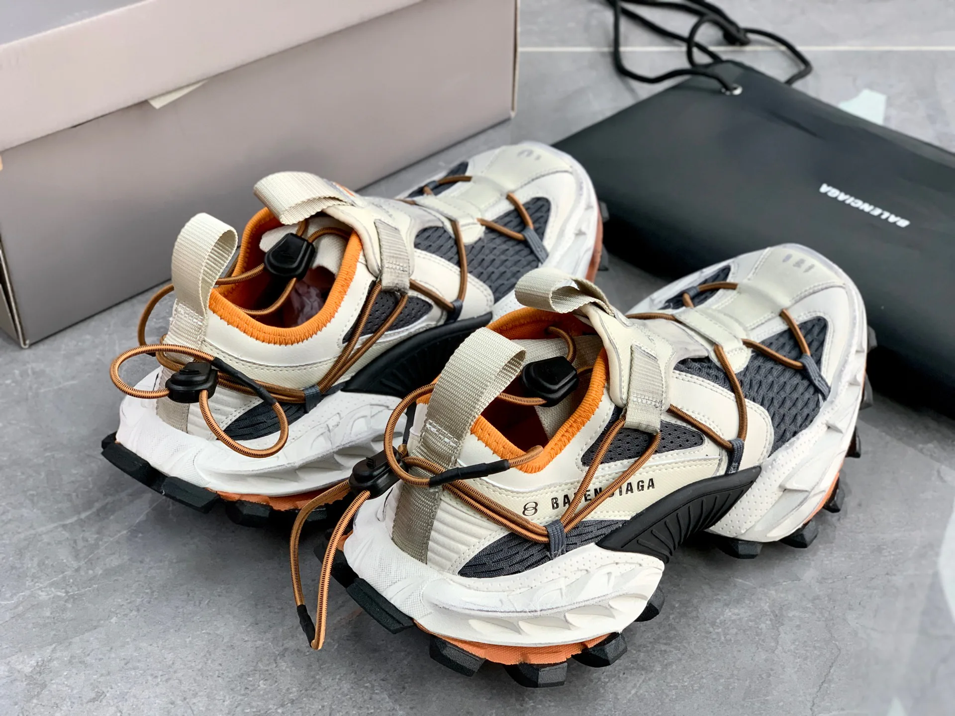 Кроссовки Женские Balenciaga 2034