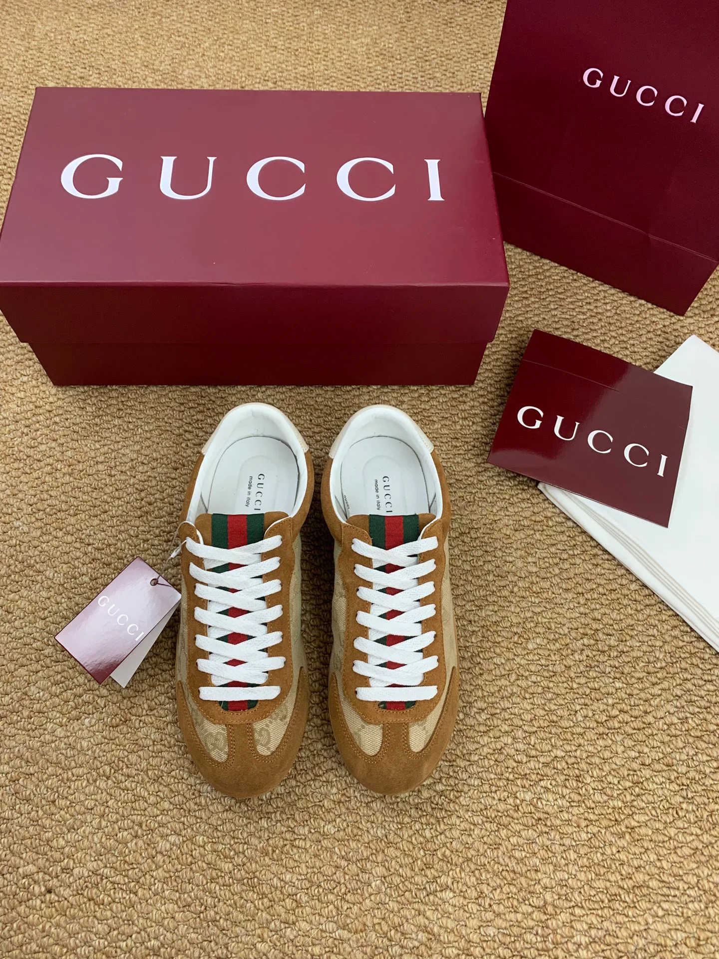 Кроссовки Женские Gucci 10646361