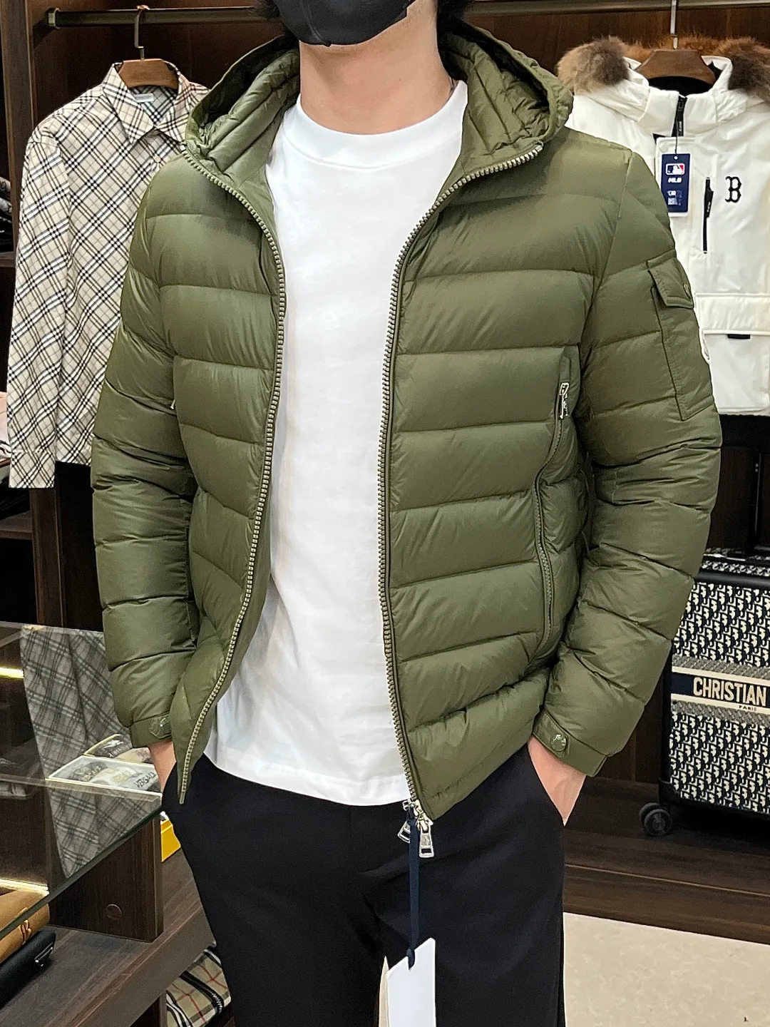 Куртки И Пуховики Мужские Moncler 493005