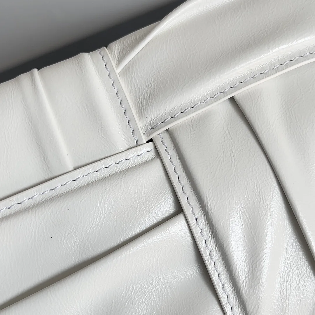 Сумки На Ремне Женские Bottega Veneta 974139