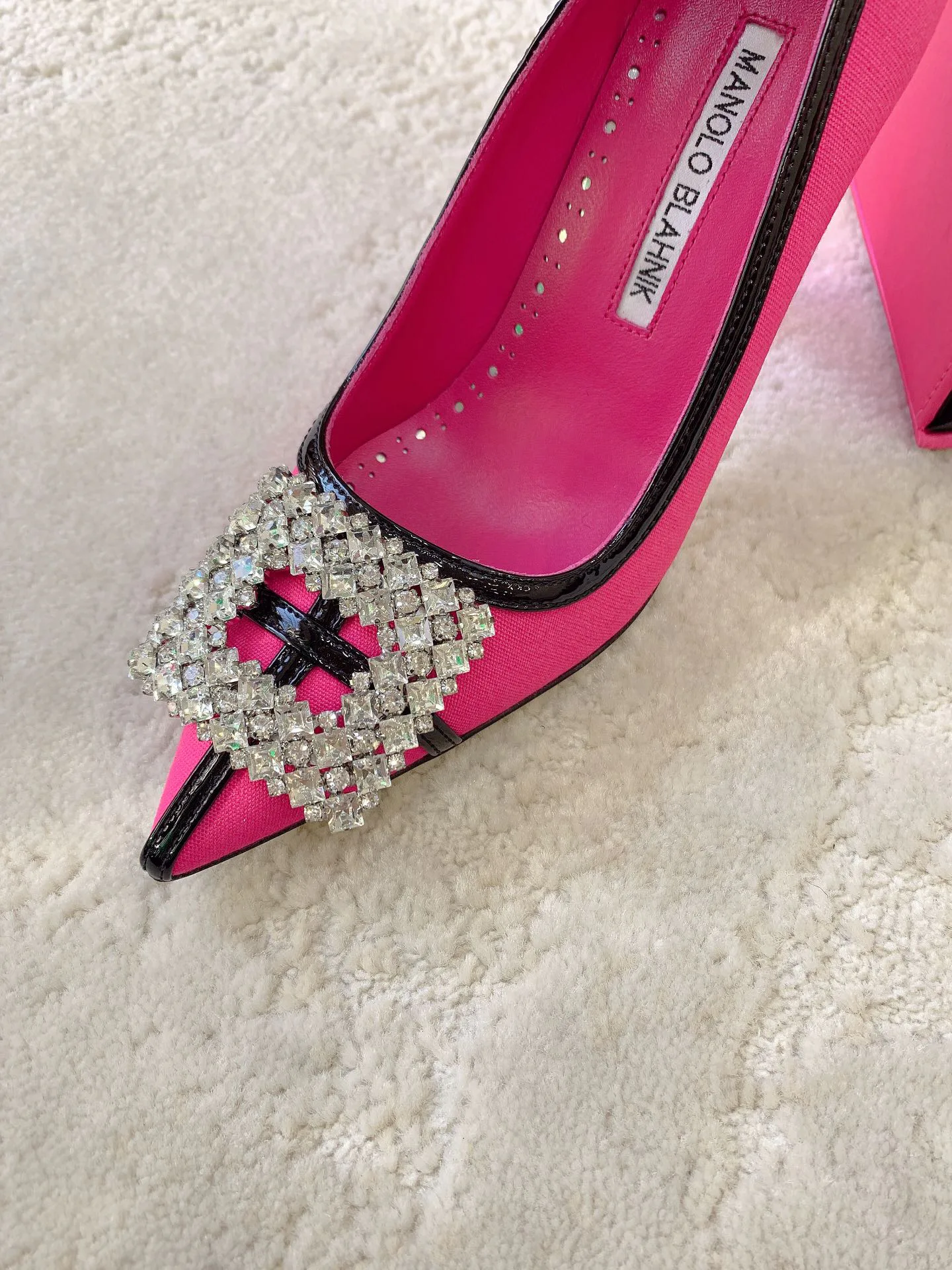 Туфли Женские Manolo Blahnik 18698273