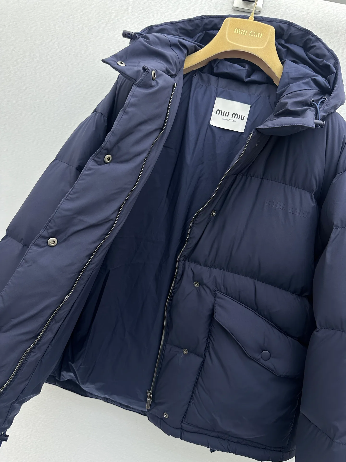 Куртки И Пуховики Женские Miu Miu 18847895