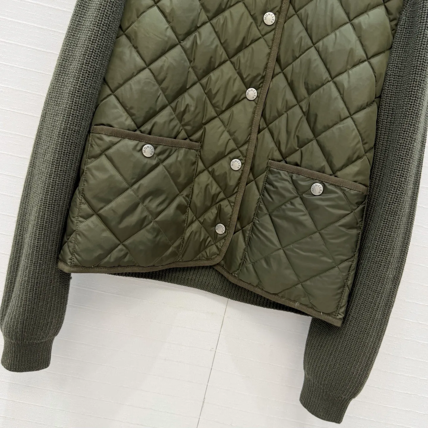 Куртки И Пуховики Женские Moncler 19460871