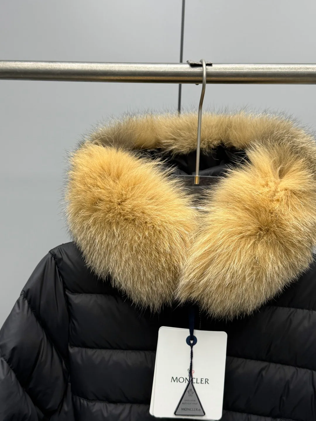 Куртки И Пуховики Женские Moncler 18111806