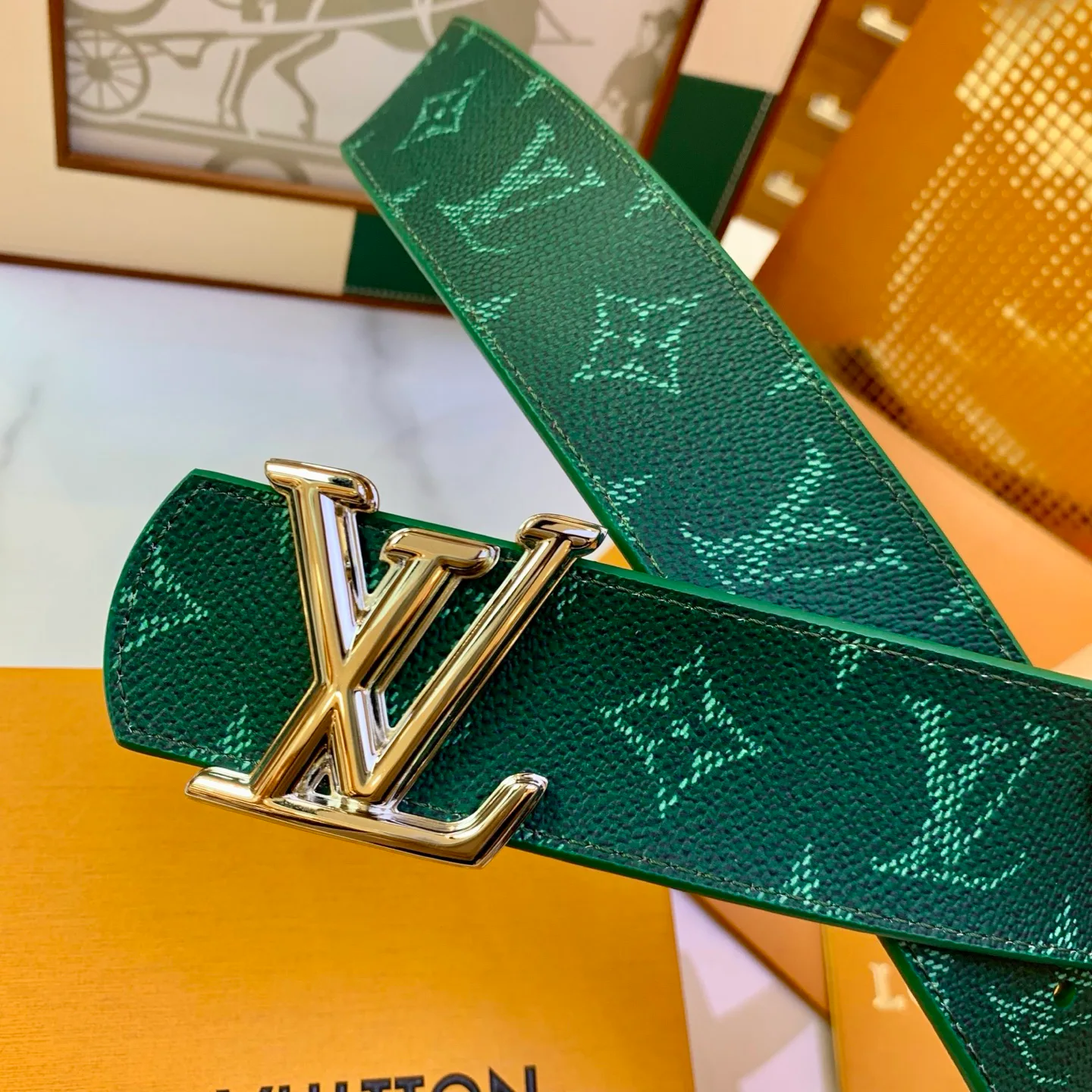 Ремни Louis Vuitton 17725239