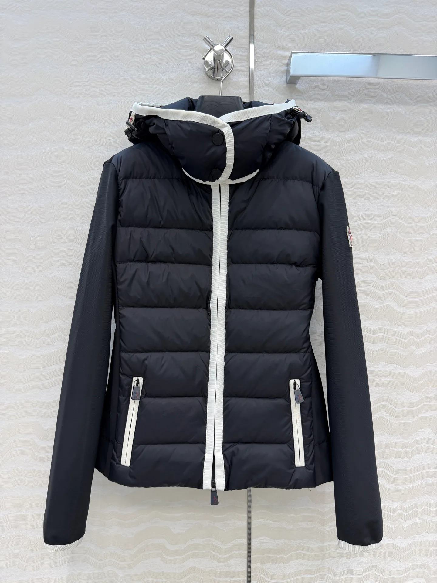 Куртки И Пуховики Женские Moncler 19698108