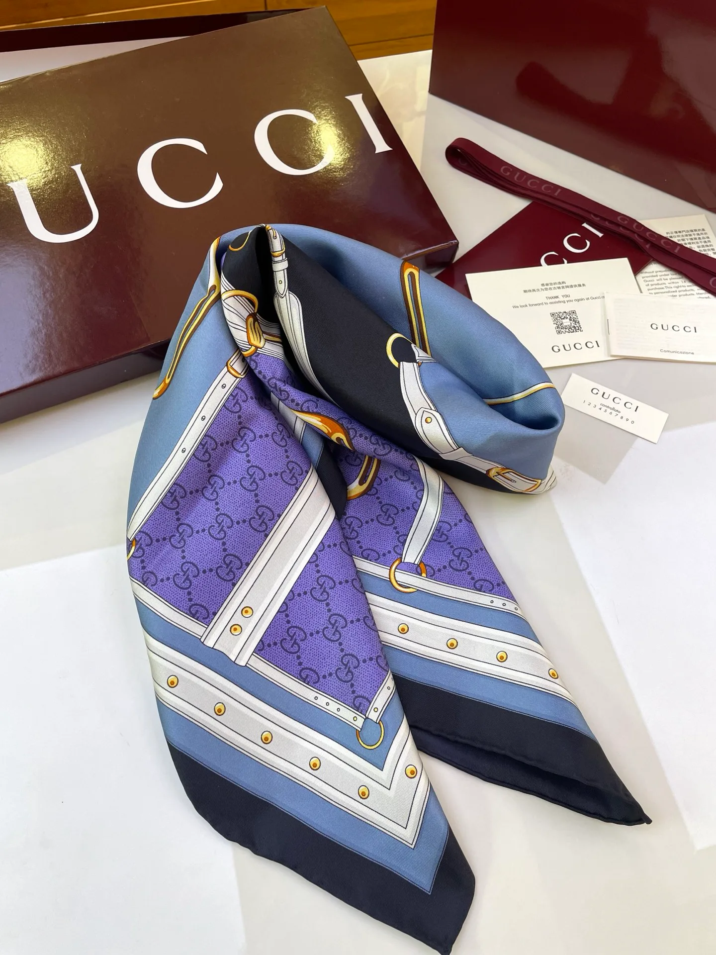 Шарфы Gucci 1981377