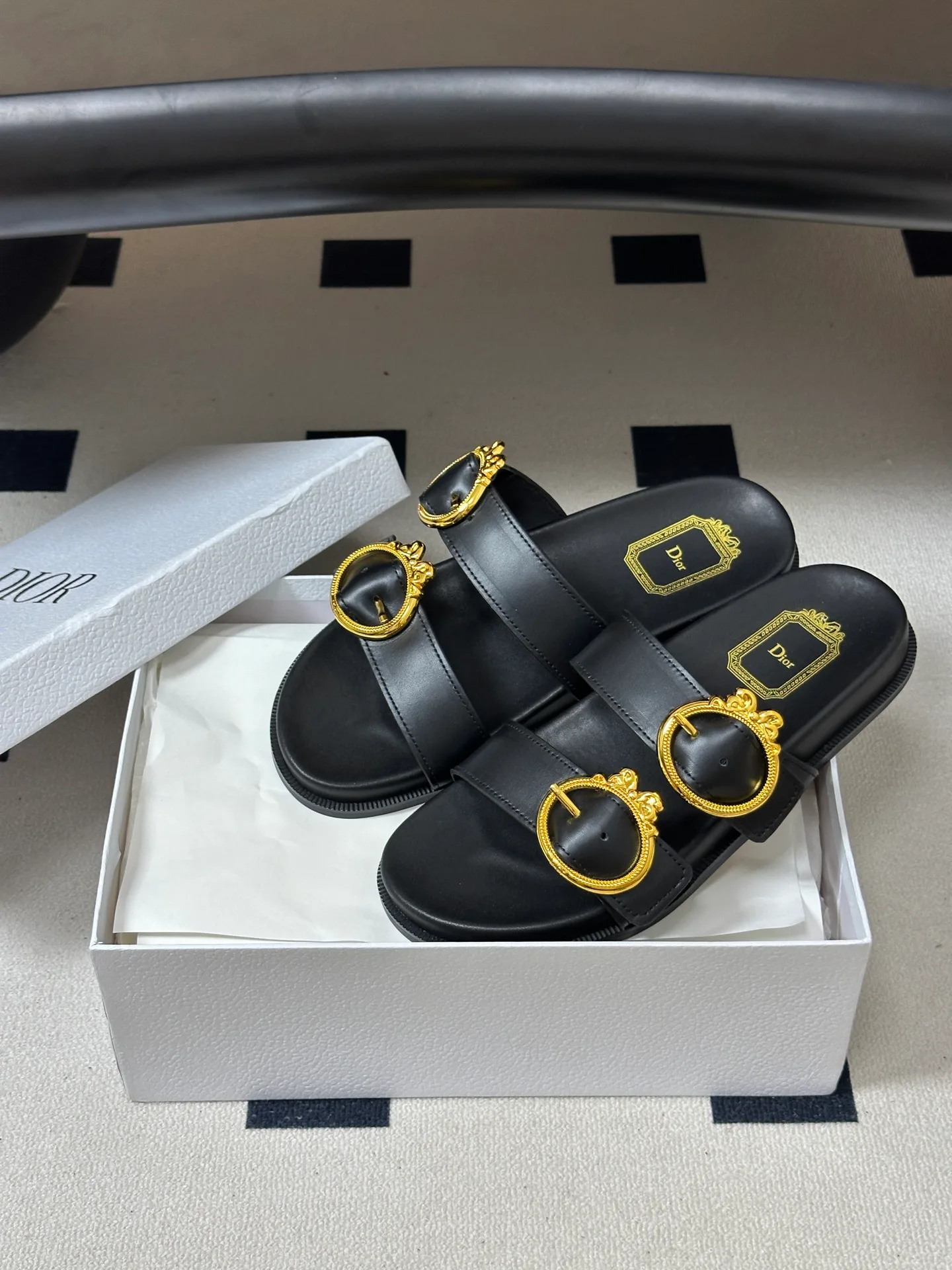 Шлепанцы Женские Christian Dior 18049371