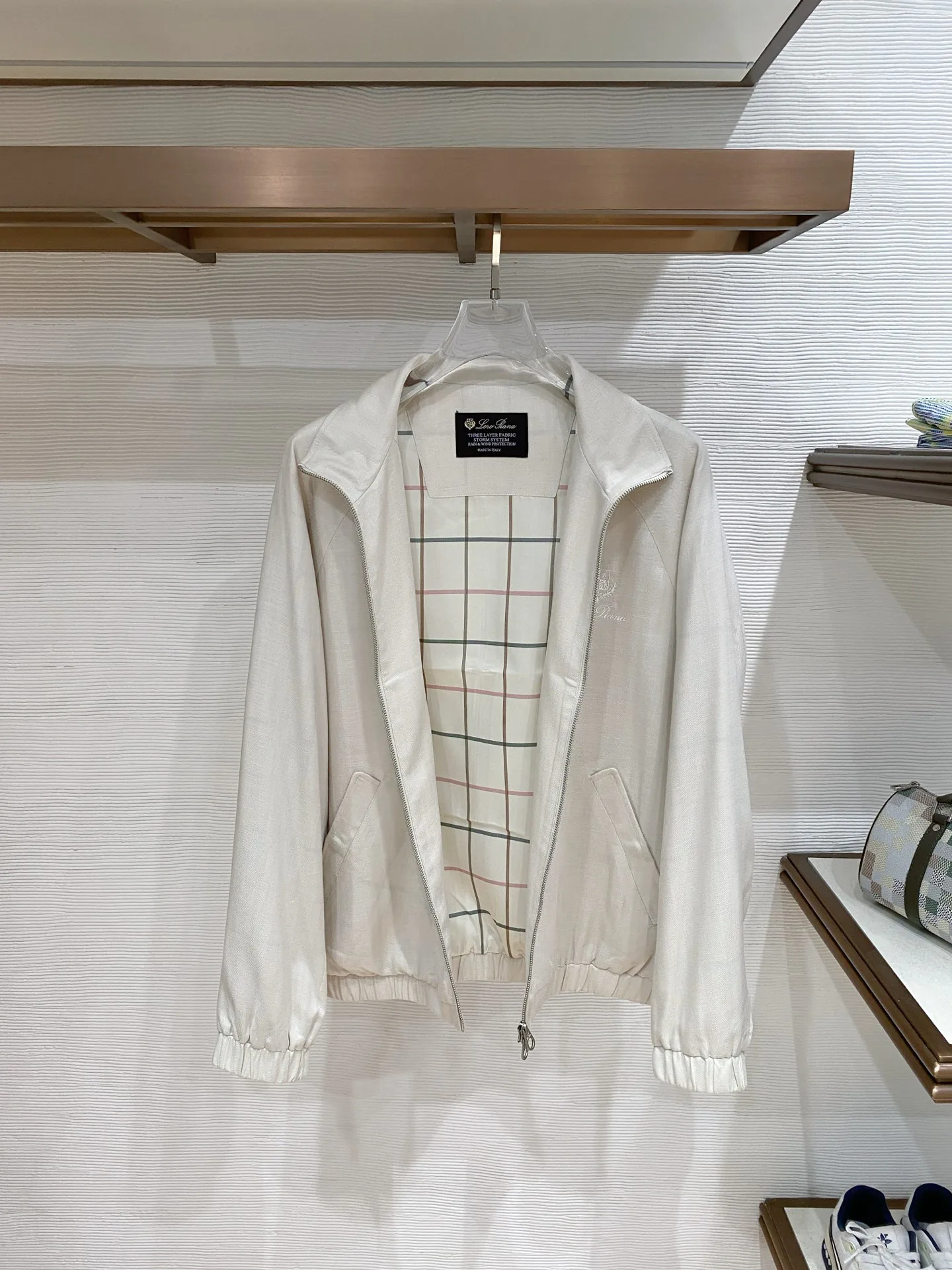 Куртки И Пуховики Мужские Loro Piana 11496544