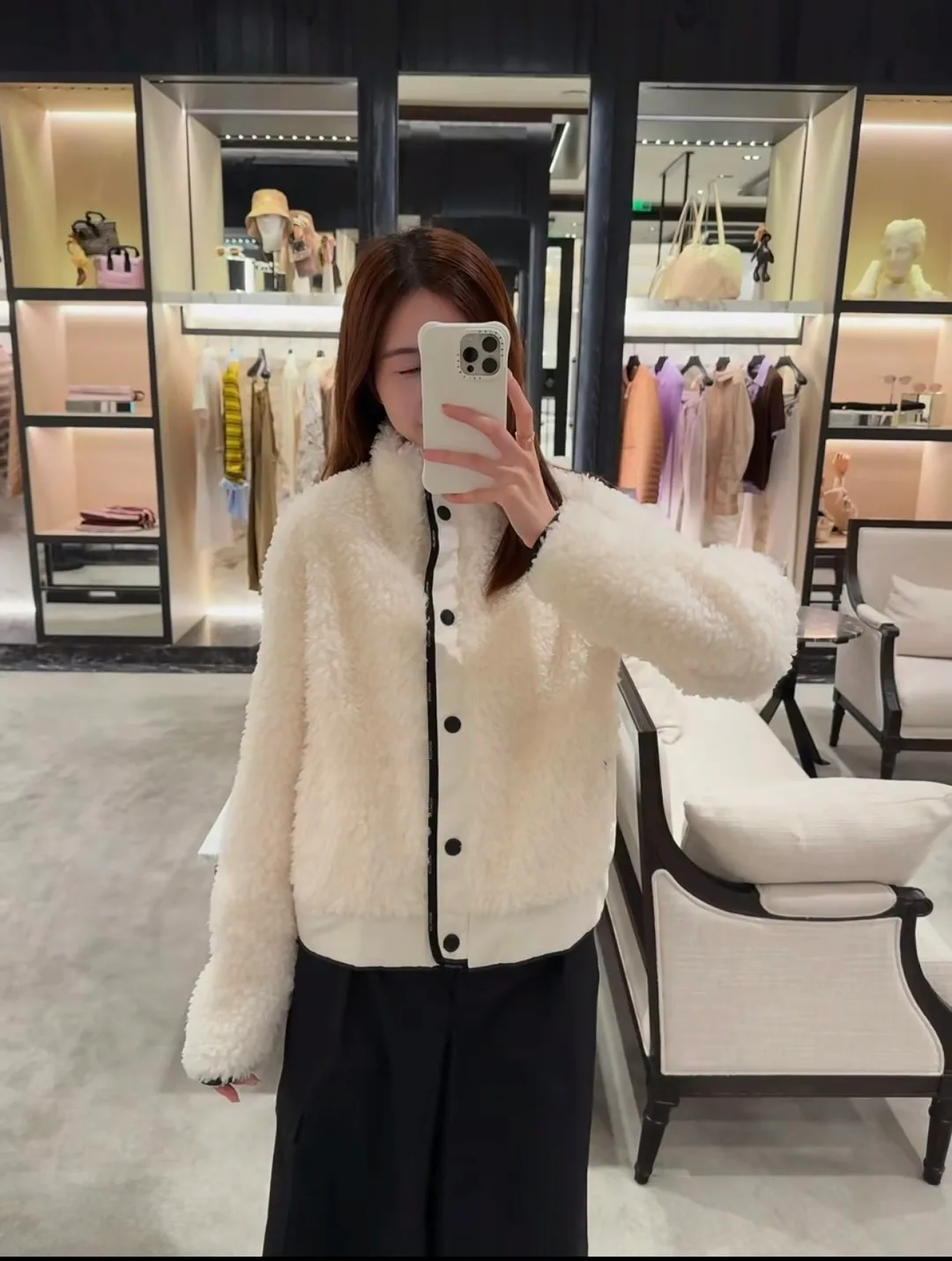 Куртки И Пуховики Женские Moncler 18934442