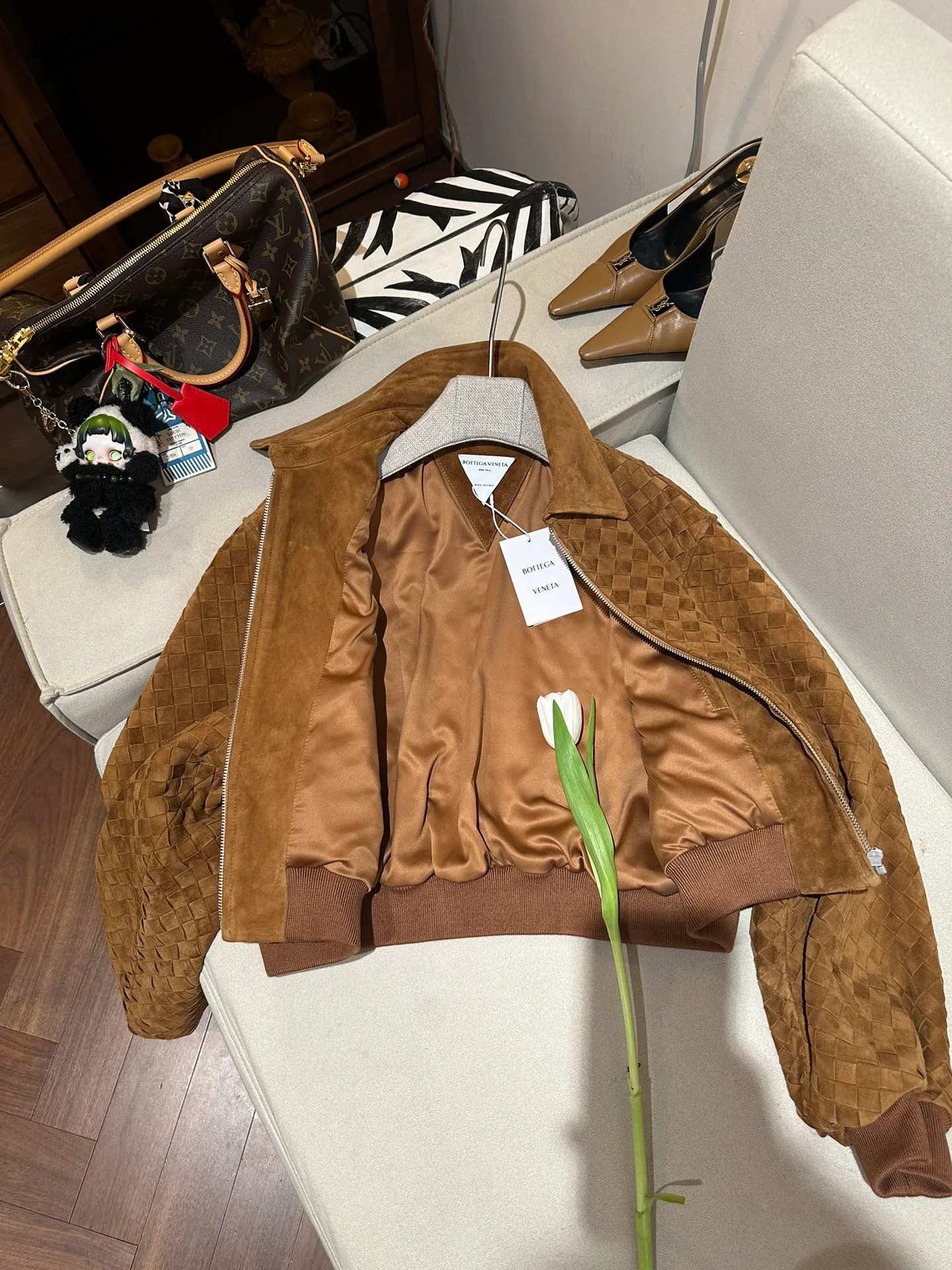 Кожаные Куртки И Дублёнки Женские Bottega Veneta 11679726