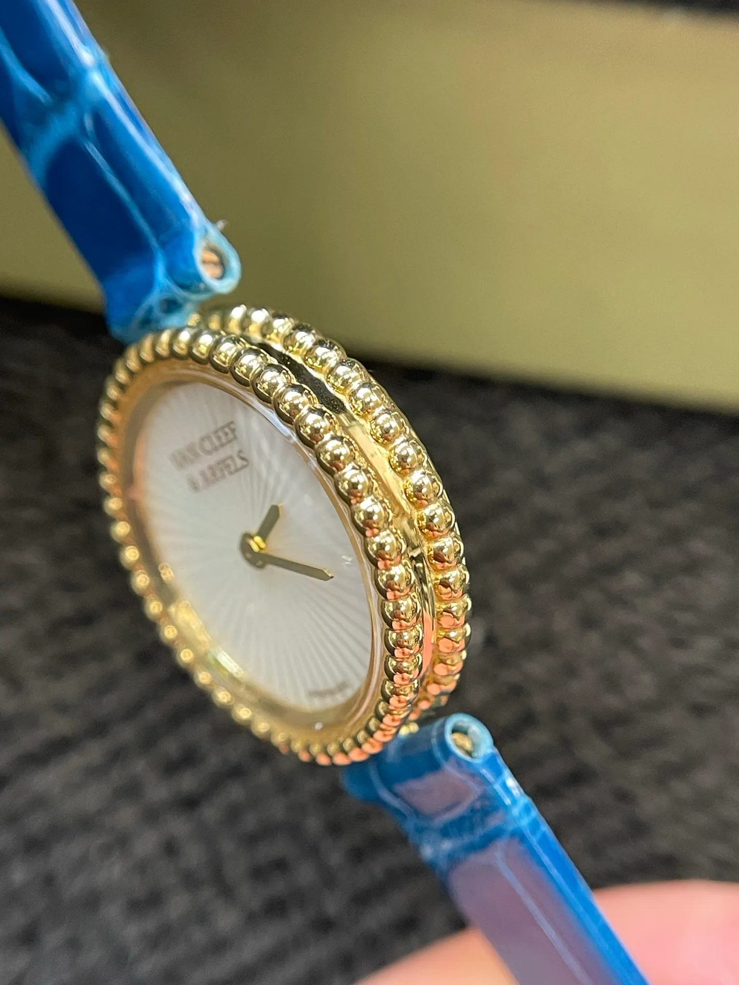 Часы Женские Van Cleef & Arpels 187250