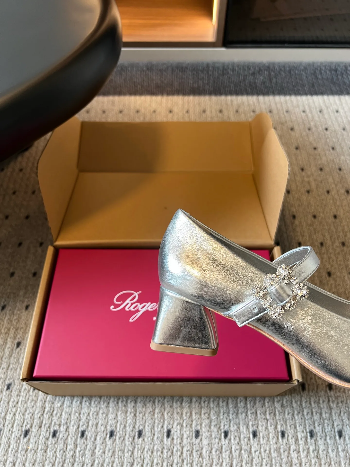 Туфли Женские Roger Vivier 17860673
