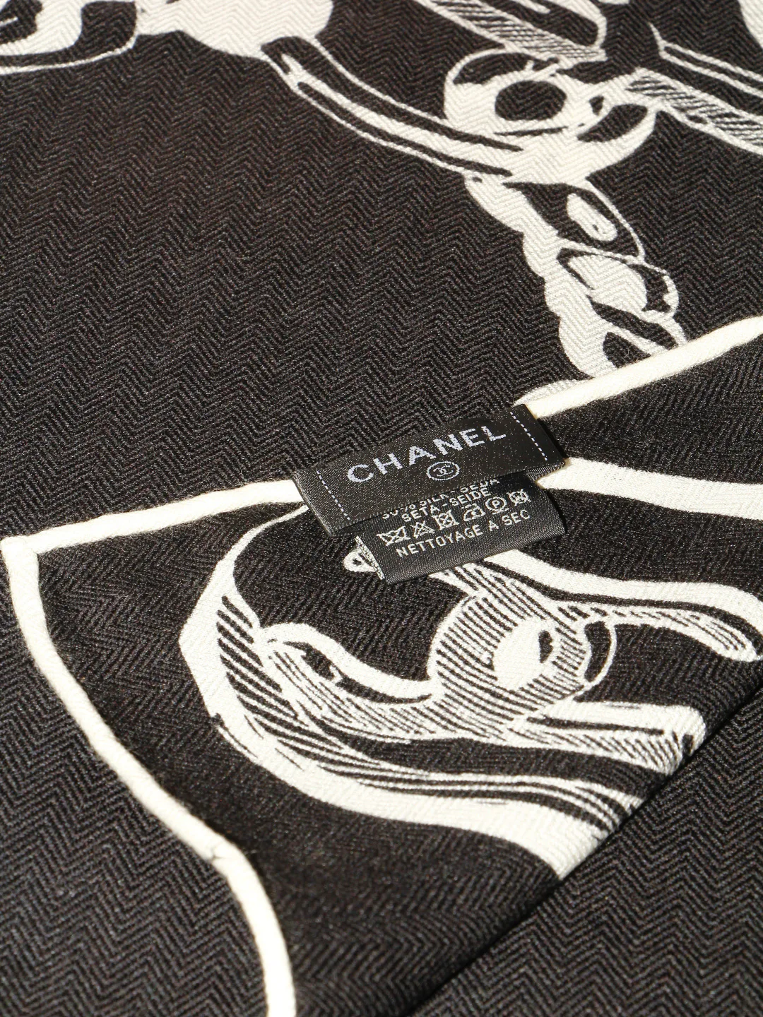 Платки Chanel 18627031