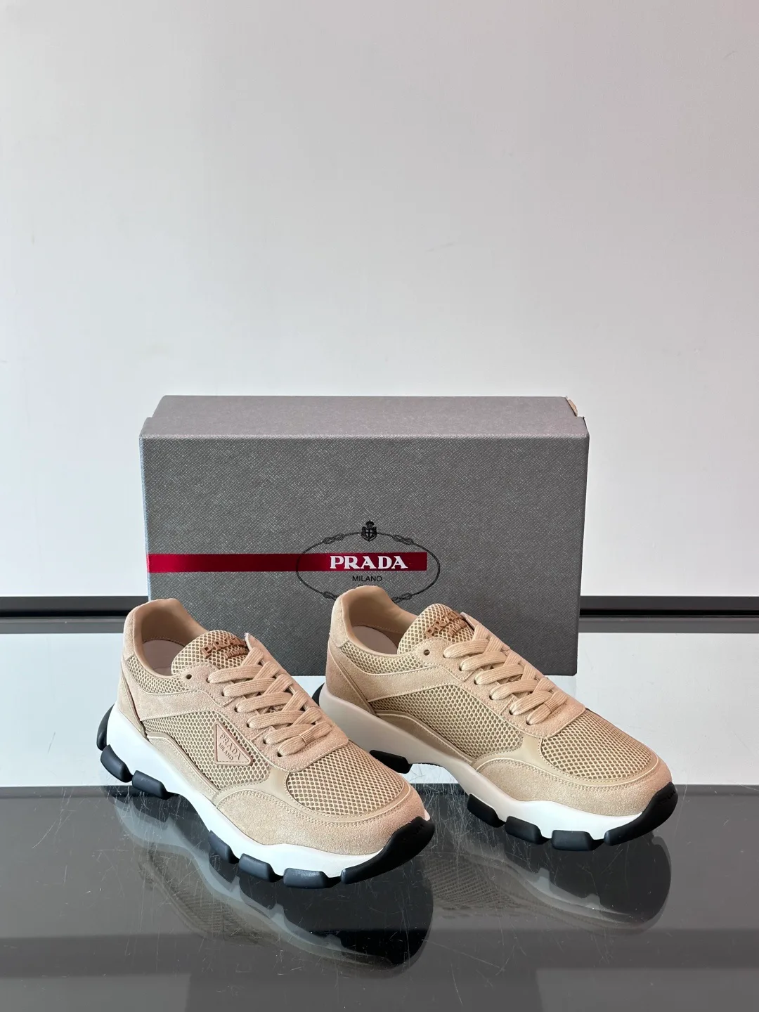 Кроссовки Мужские Prada 18449474