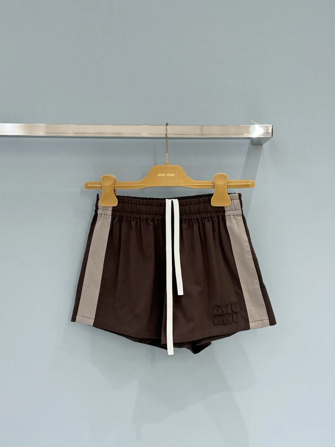 Шорты Женские Miu Miu 13376346
