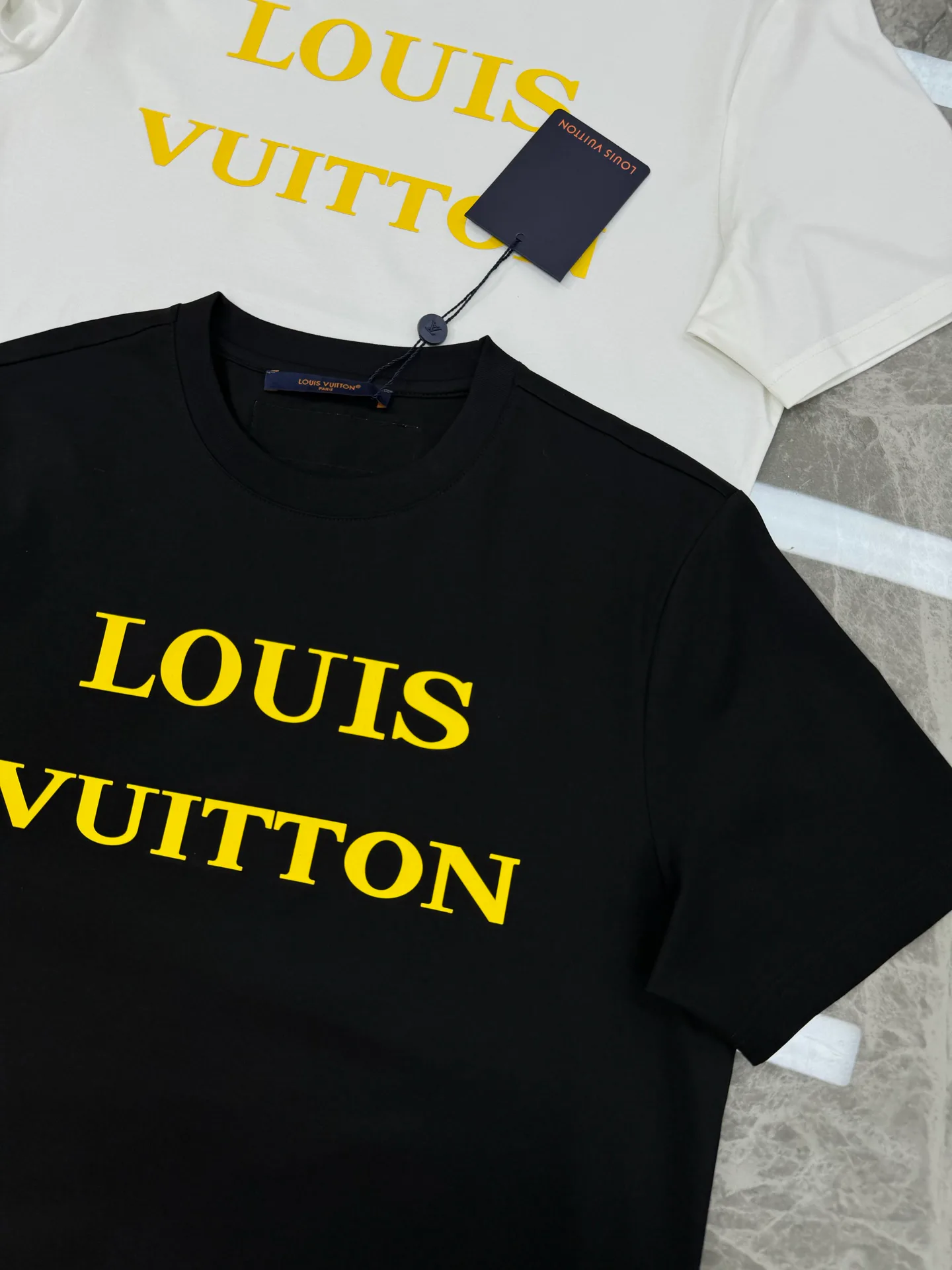 Футболки Женские Louis Vuitton 1887790