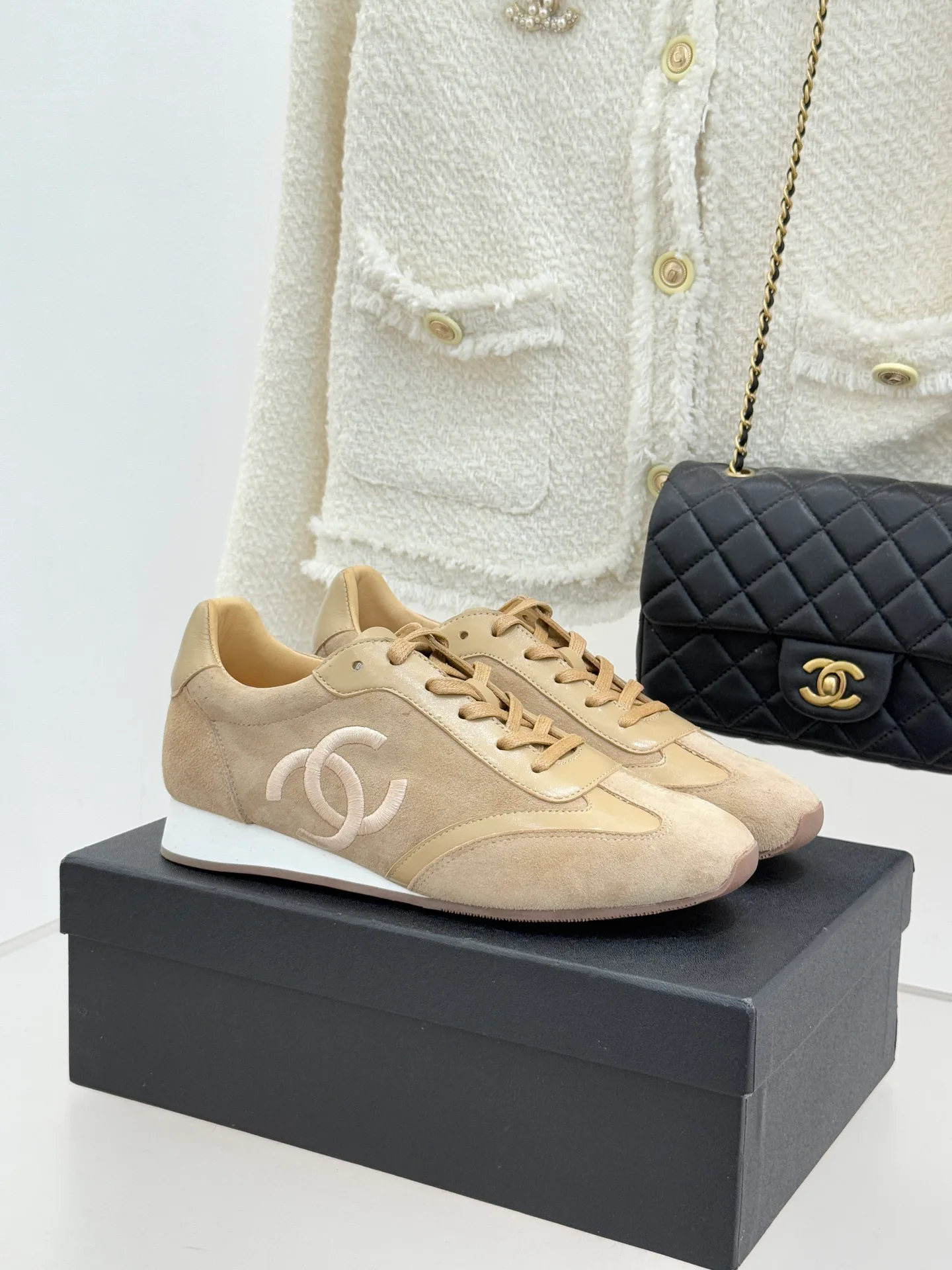 Кроссовки Женские Chanel 5605753