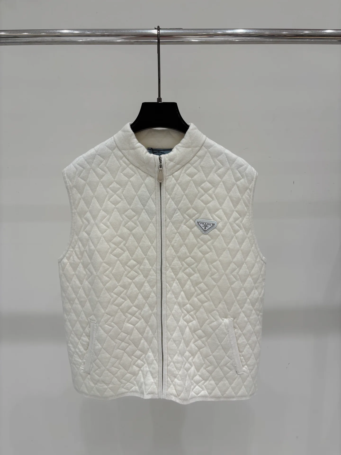 Жилеты Женские Prada 18706583