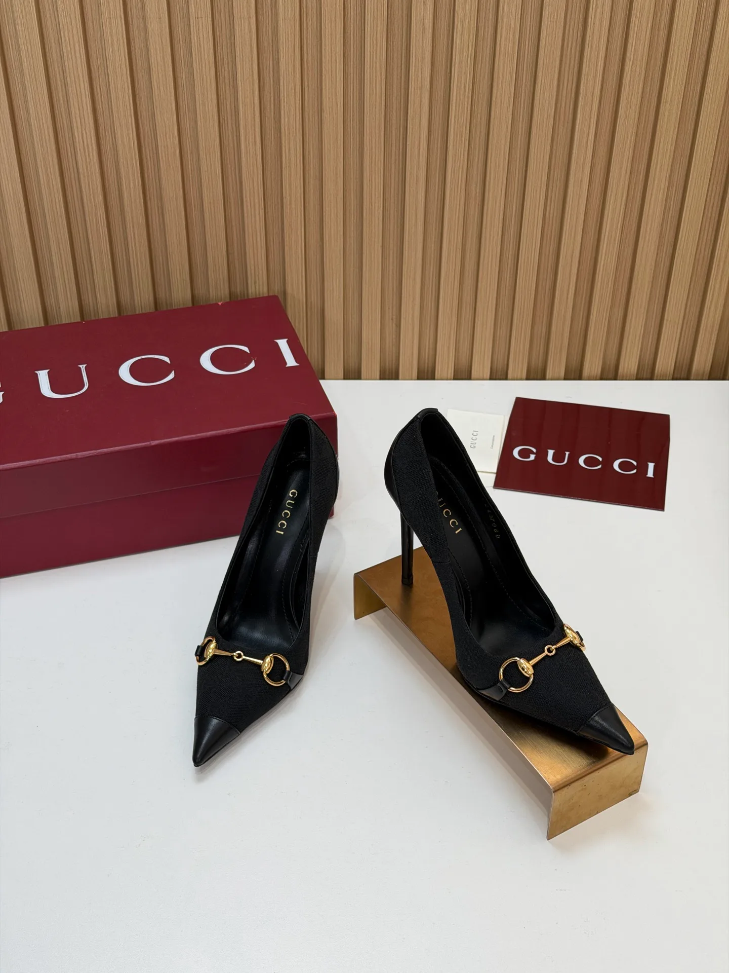 Туфли Женские Gucci 18245479