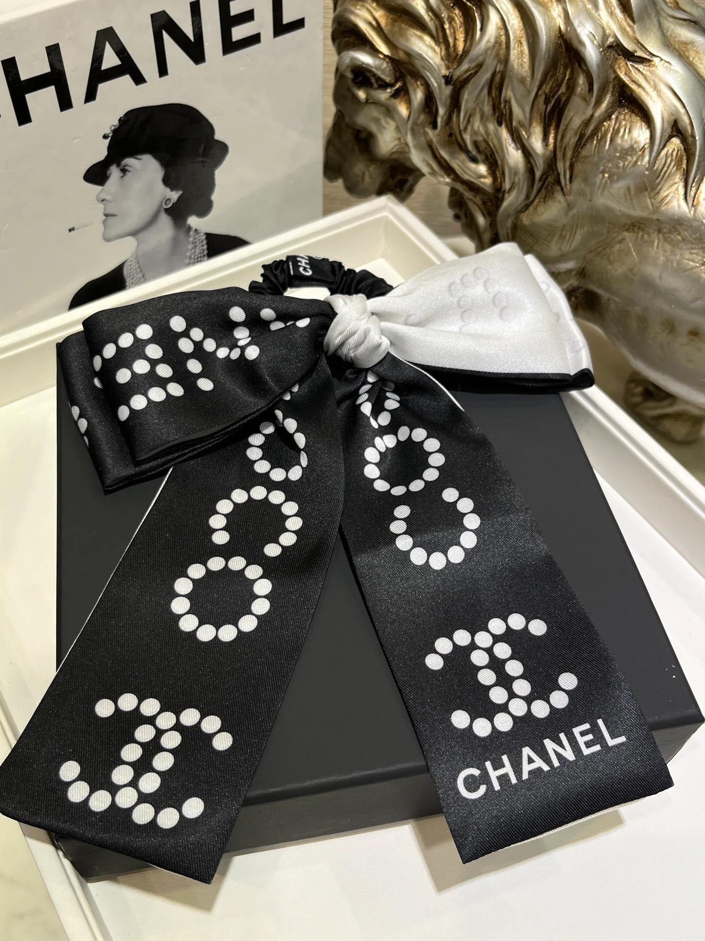Платки Chanel 12642127