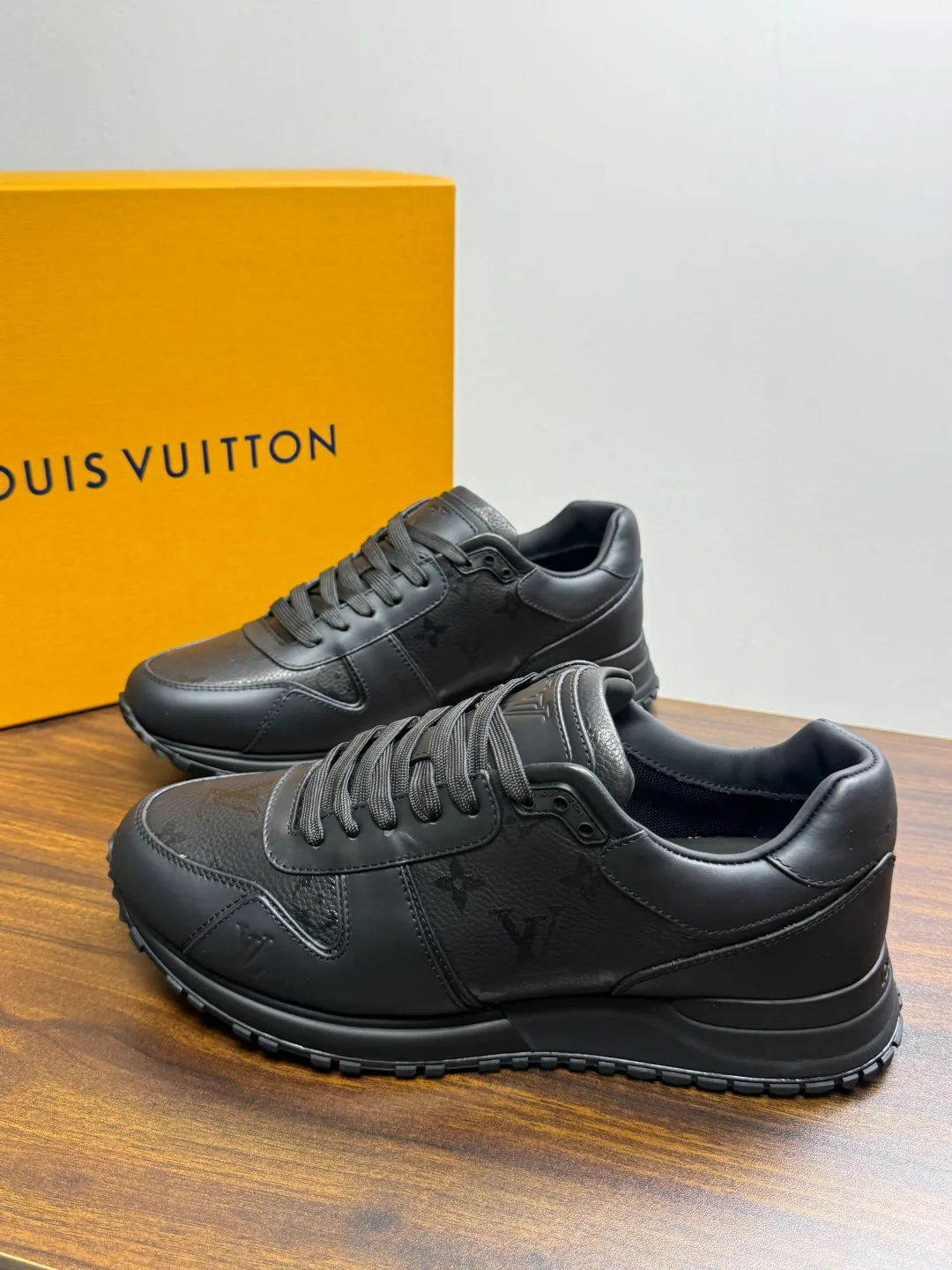 Кроссовки Мужские Louis Vuitton 20143424