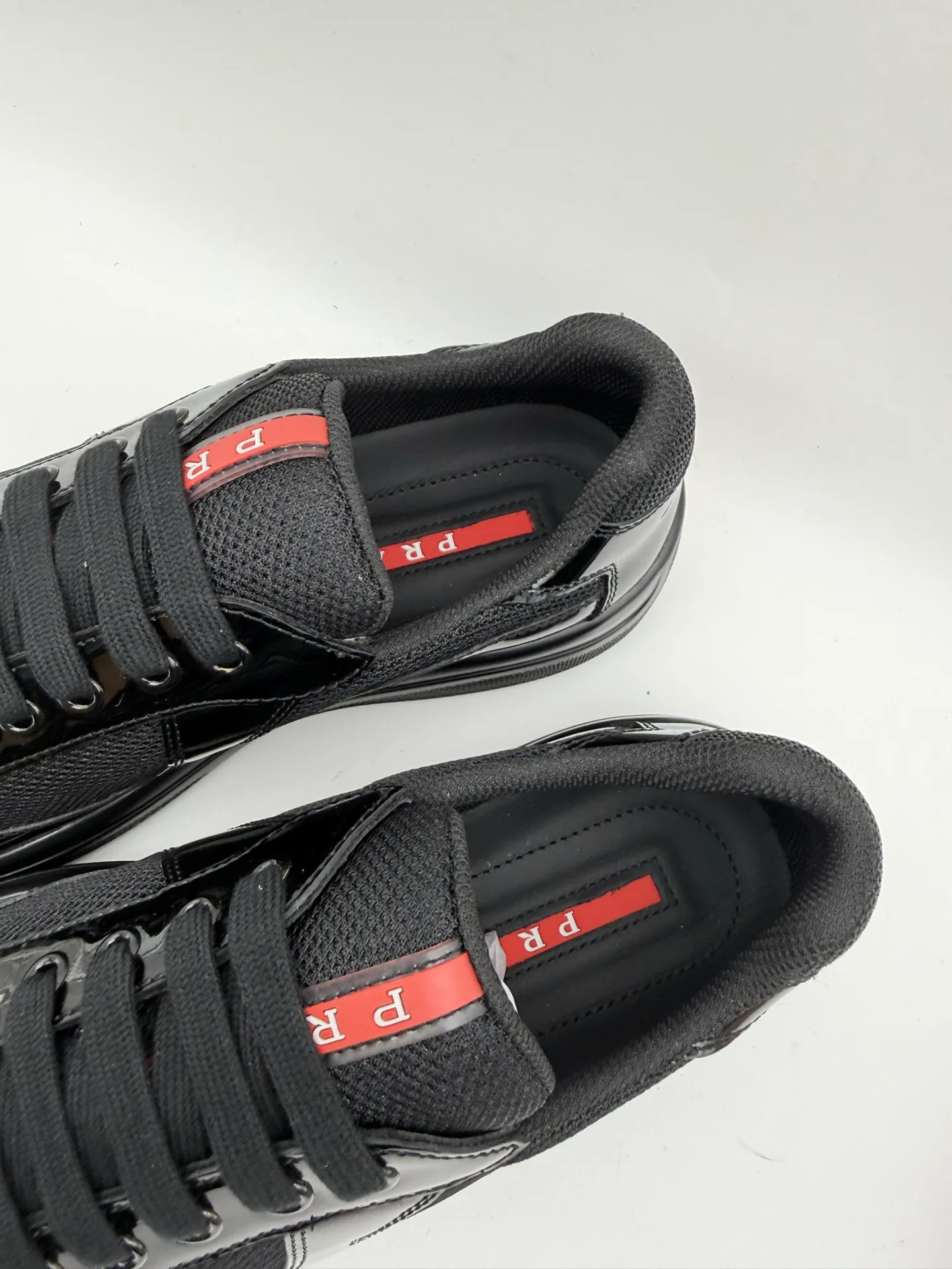 Кроссовки Мужские Prada 18067341