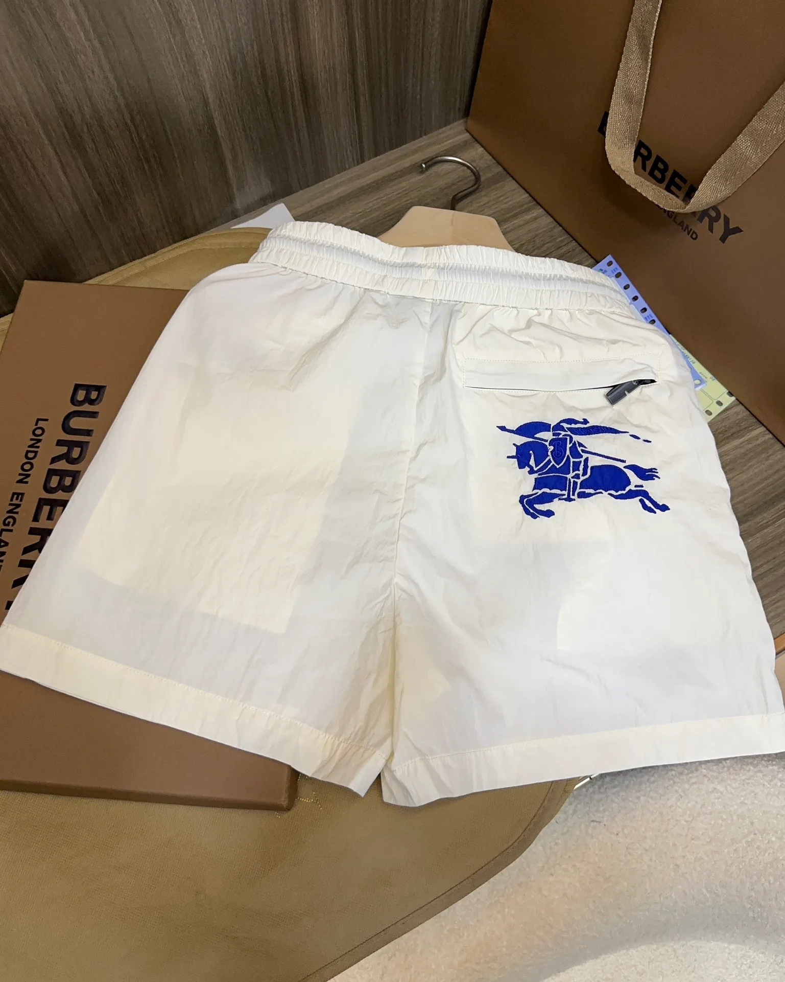 Шорты Женские Burberry 12778525