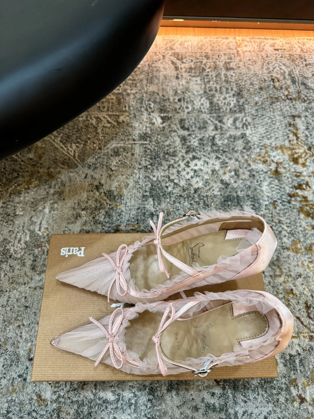 Туфли Женские Christian Louboutin 17524672