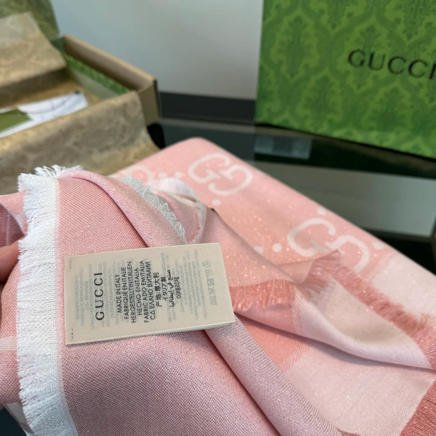 Шарфы Gucci 18275070