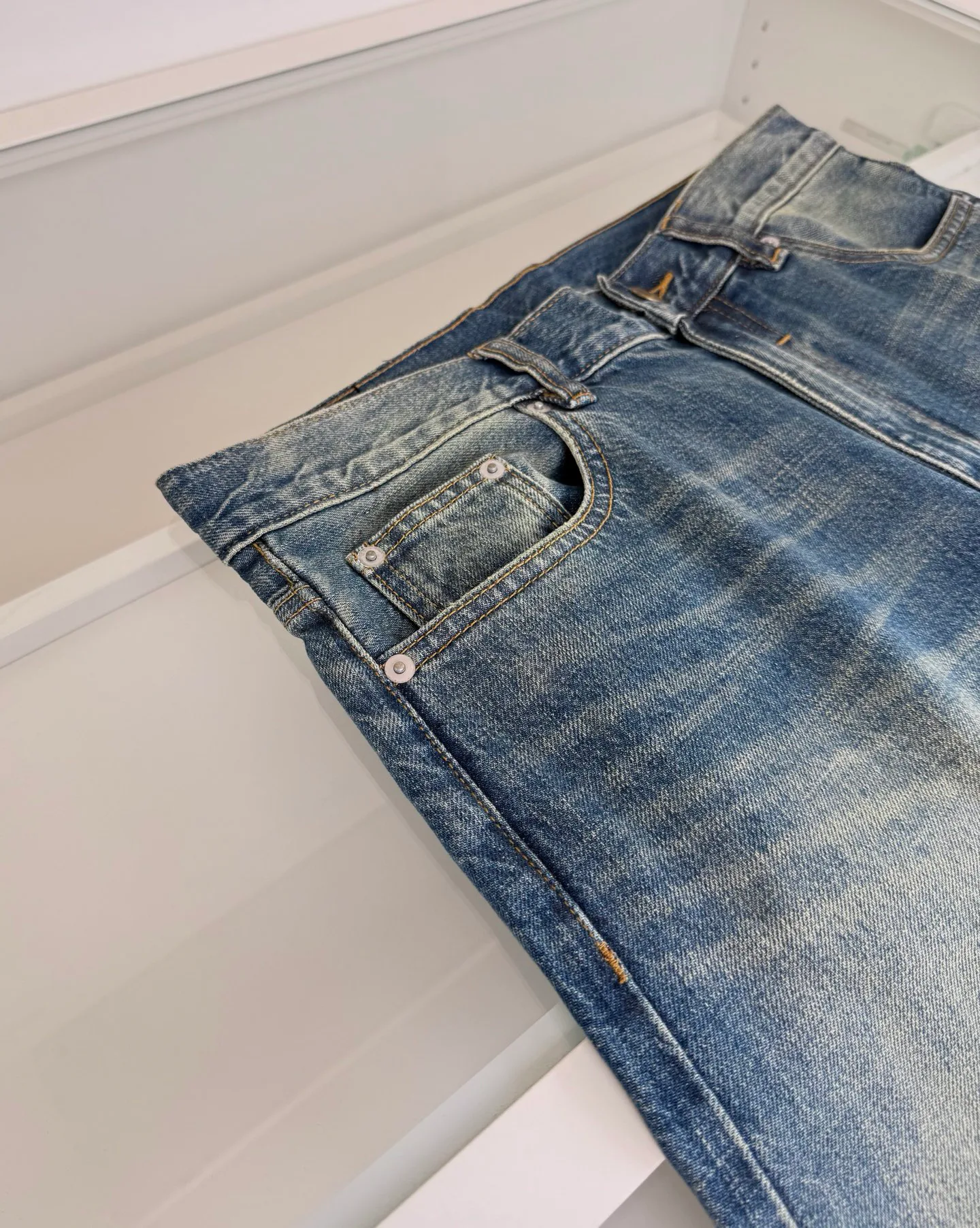 Джинсы Мужские Saint Laurent 17975388