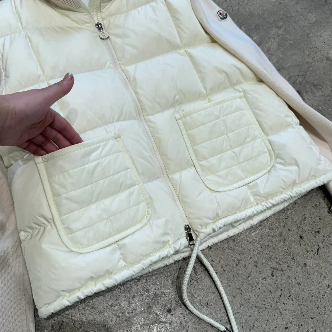 Куртки И Пуховики Женские Moncler 18722816