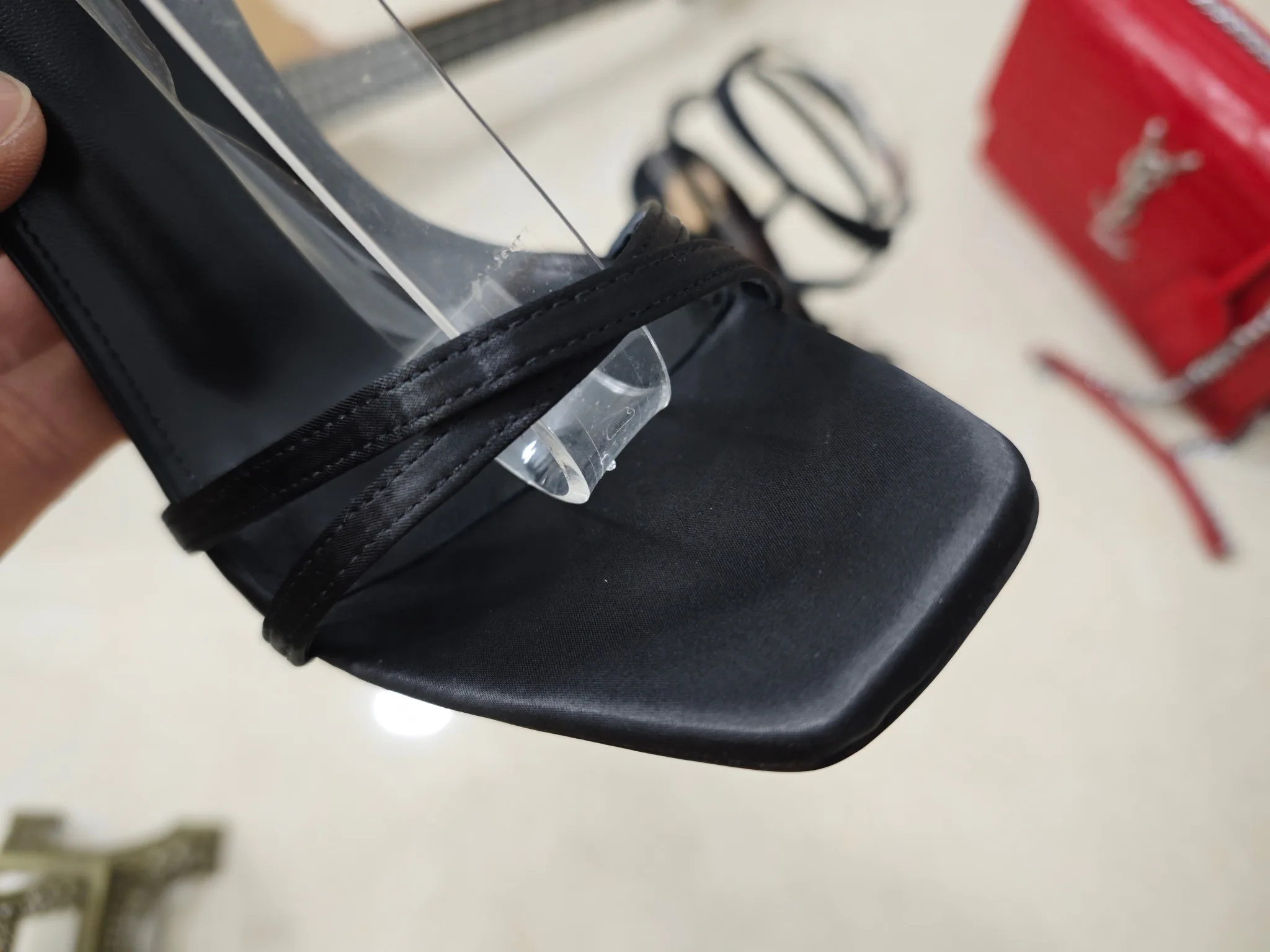 Босоножки Женские Saint Laurent 19307