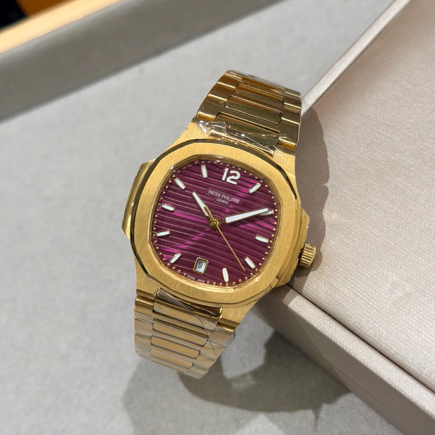 Часы Женские Patek Philippe 18362045