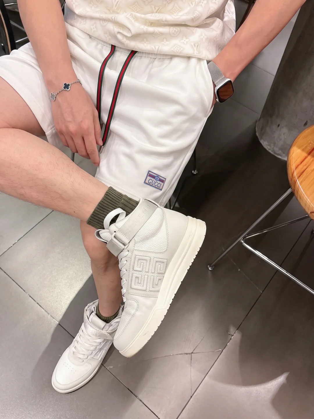 Шорты Мужские Gucci 18246588