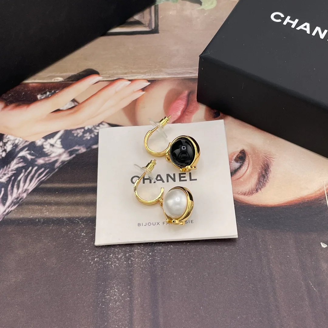 Бижутерия Chanel 11104696