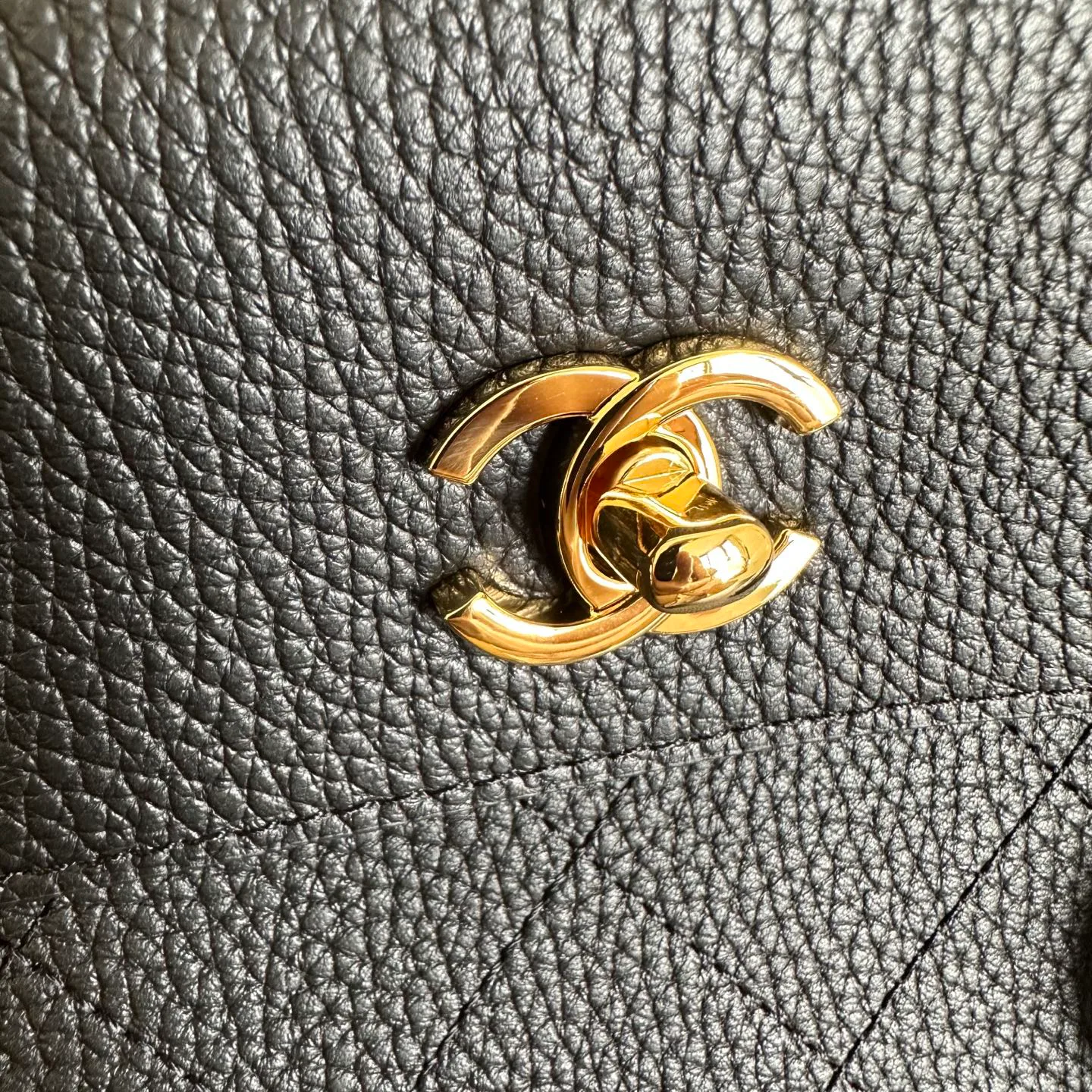 Классические Сумки Женские Chanel 17324324
