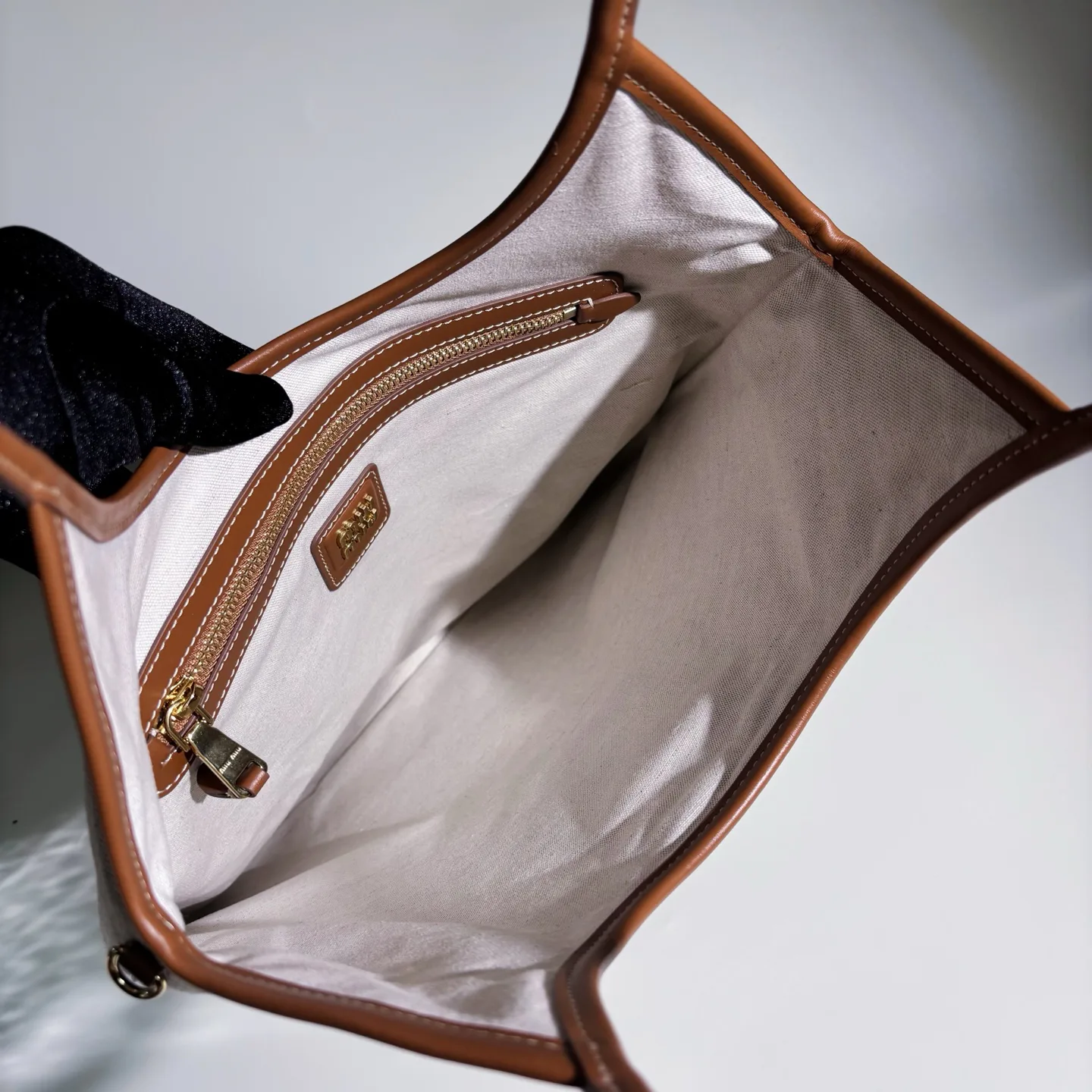 Классические Сумки Женские Miu Miu 10105229