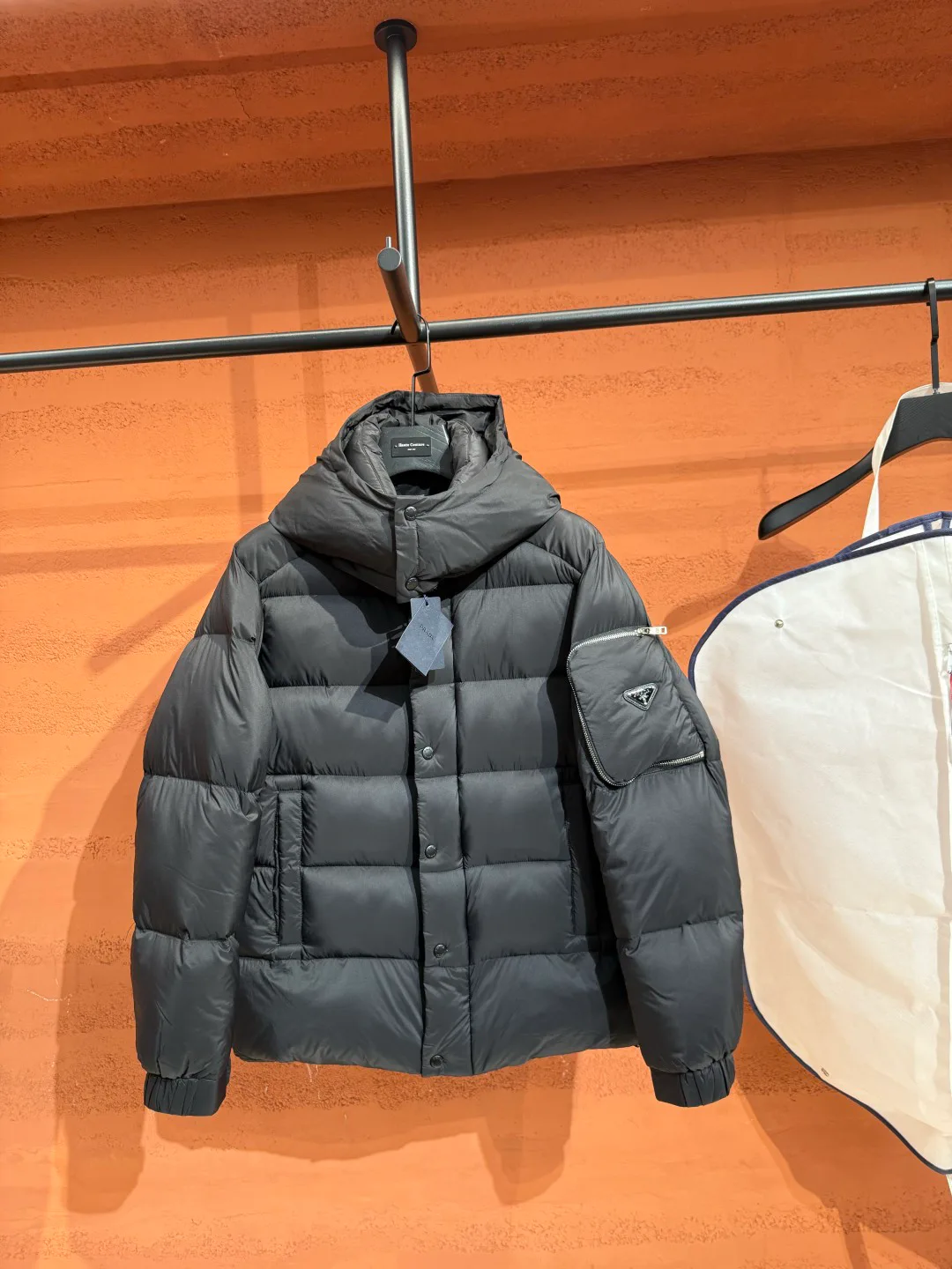 Куртки И Пуховики Женские Prada 18335685