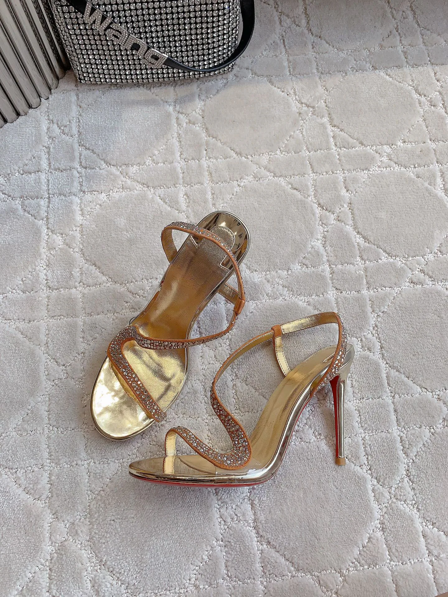 Босоножки Женские Christian Louboutin 34861