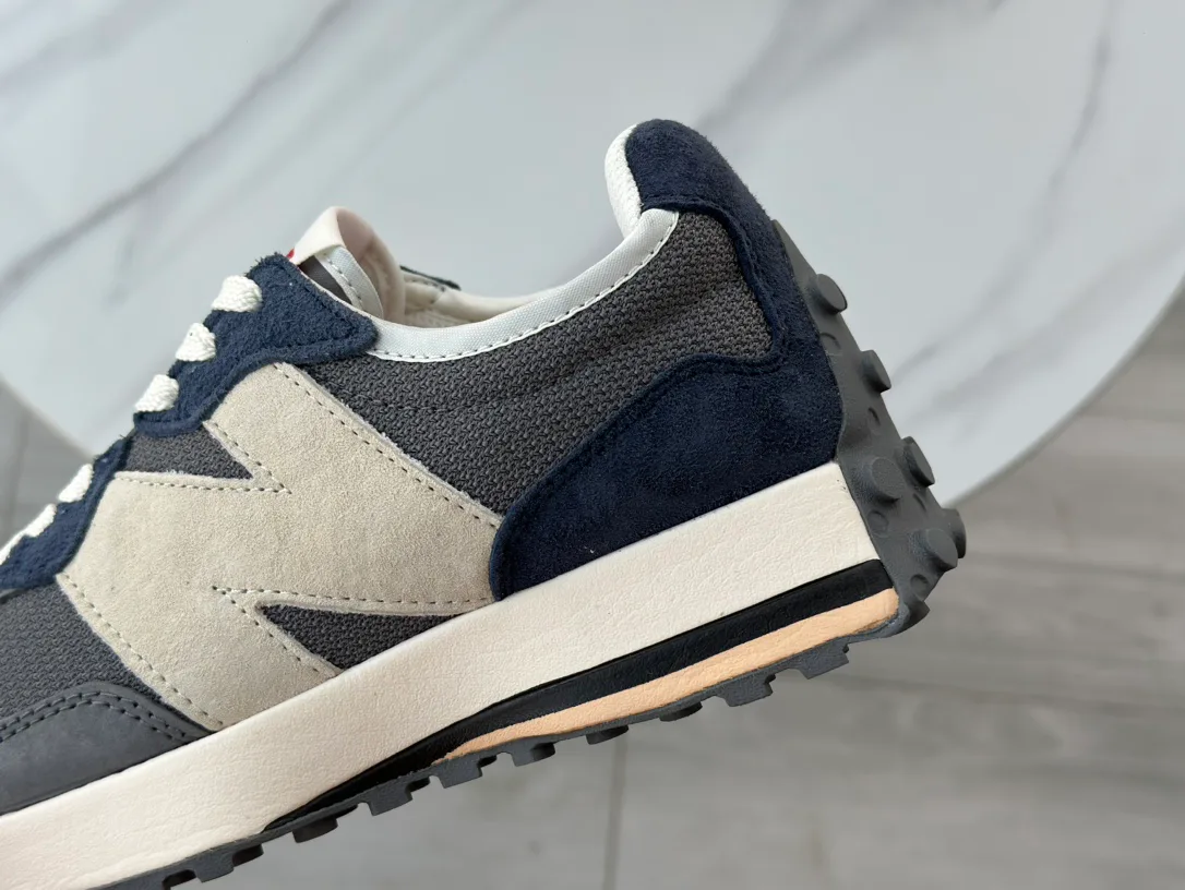 Кроссовки Женские New Balance 11105