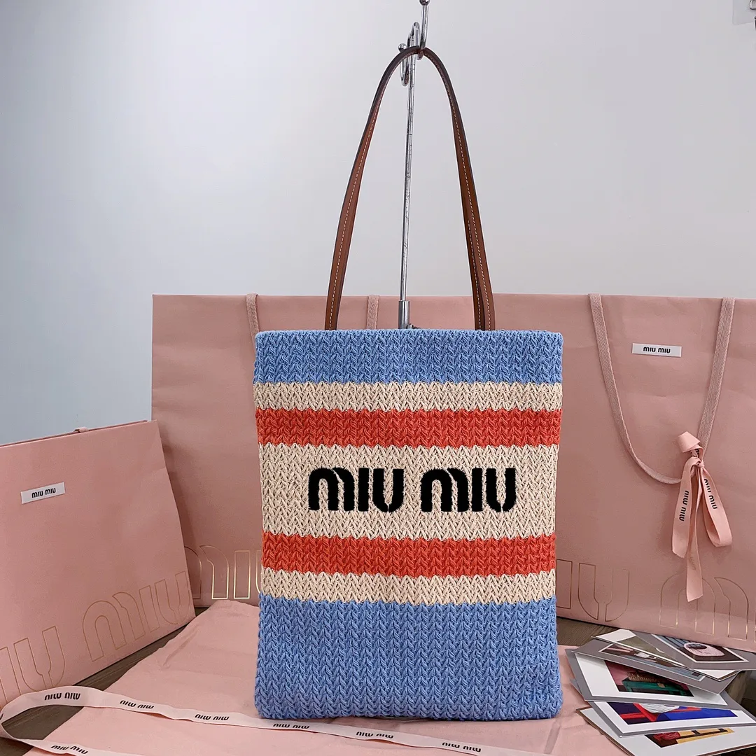 Классические Сумки Женские Miu Miu 445111
