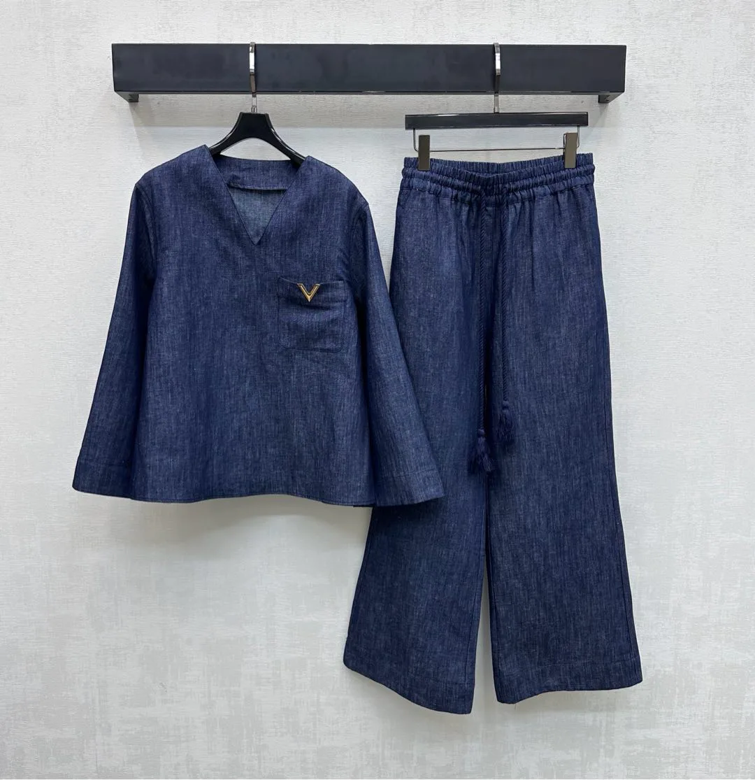 Костюмы Женские Valentino 9820459