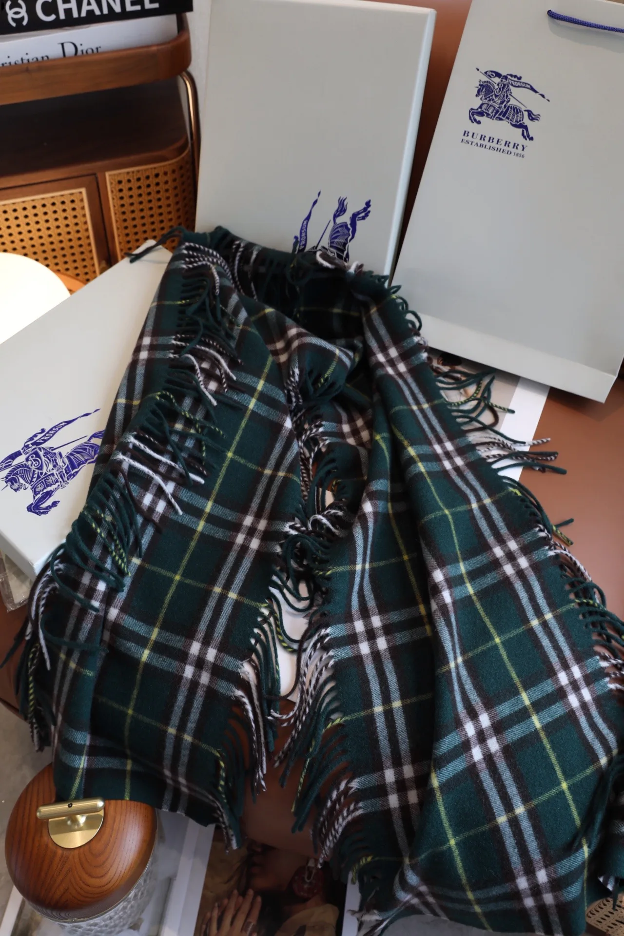 Шарфы Burberry 5396897